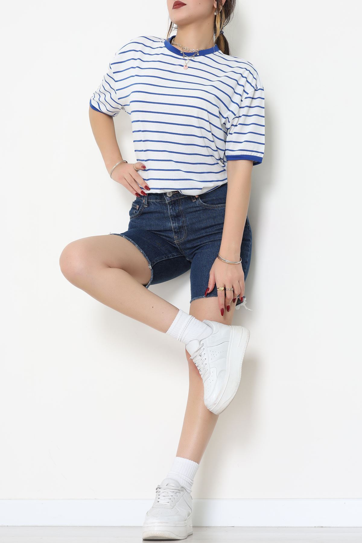 Bisiklet Yaka Çizgili Rejenere Süprem Tişört Beyazsaks - 601.1567.