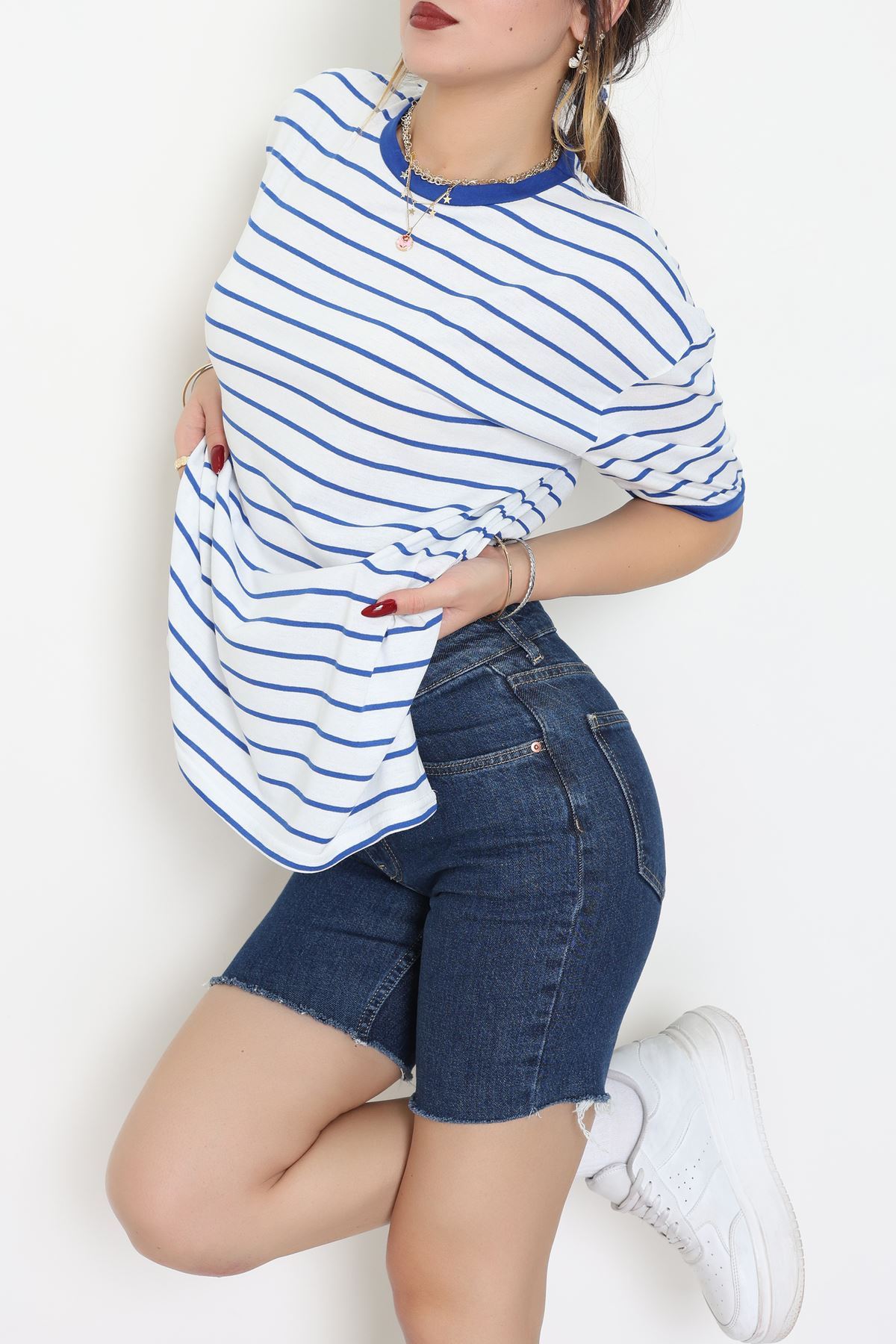 Bisiklet Yaka Çizgili Rejenere Süprem Tişört Beyazsaks - 601.1567.