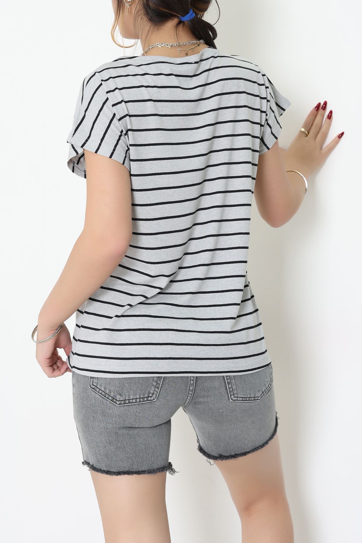 V Yaka Fermuarlı Rejenere Süprem Tişört Grisiyah - 600.1567.