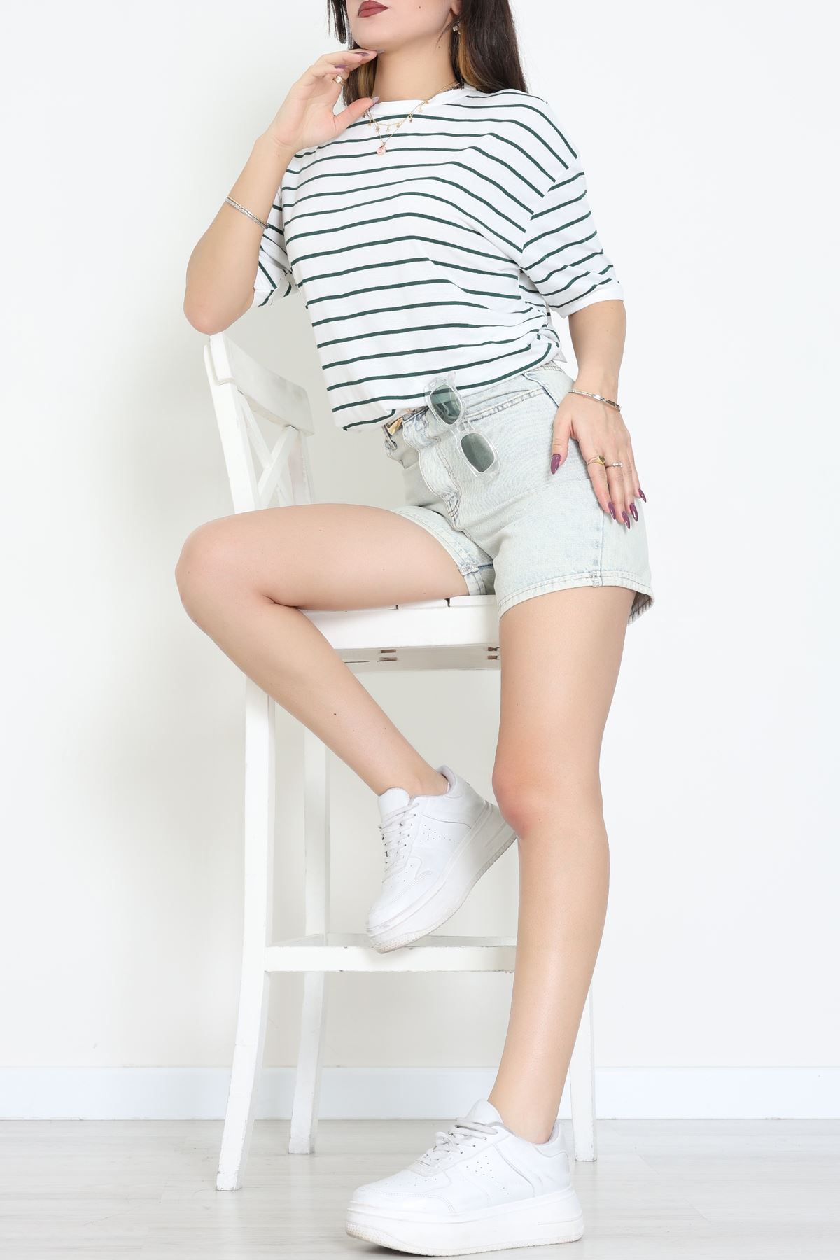 Bisiklet Yaka Çizgili Rejenere Süprem Tişört Beyazzümrüt - 601.1567.