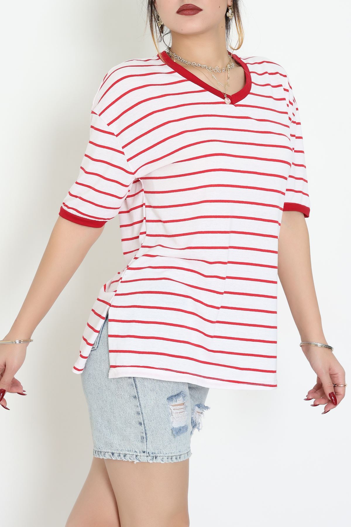 V Yaka Çizgili Rejenere Süprem Tişört Ekrukırmızı - 602.1567.