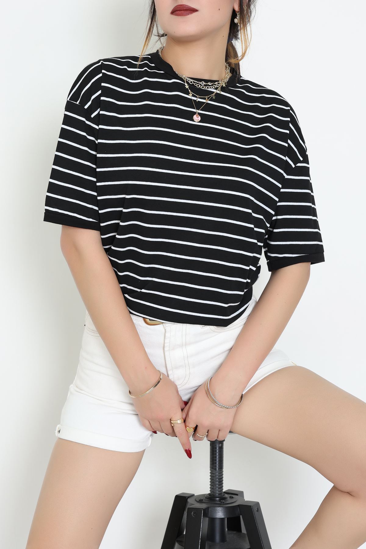 Bisiklet Yaka Çizgili Rejenere Süprem Tişört Siyahbeyaz - 601.1567.