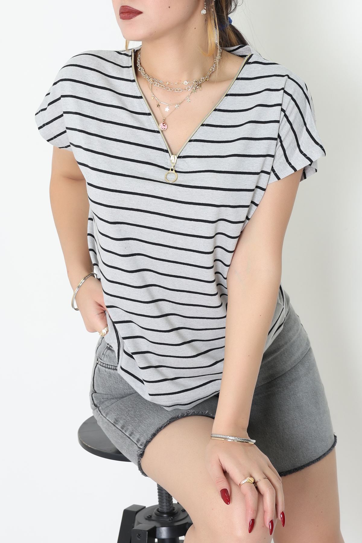 V Yaka Fermuarlı Rejenere Süprem Tişört Grisiyah - 600.1567.