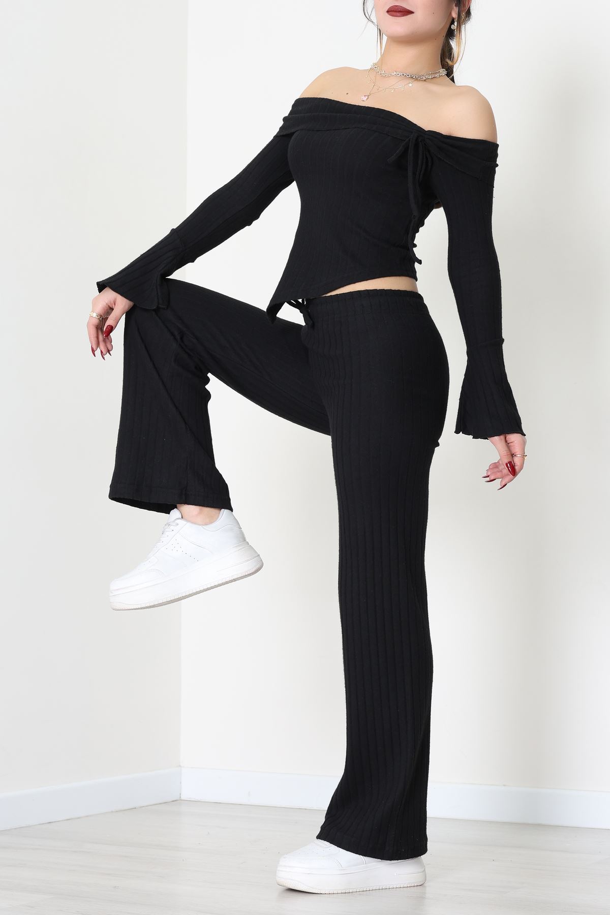 Madonna Yaka İnterlok Takım Siyah - 42829.1567.