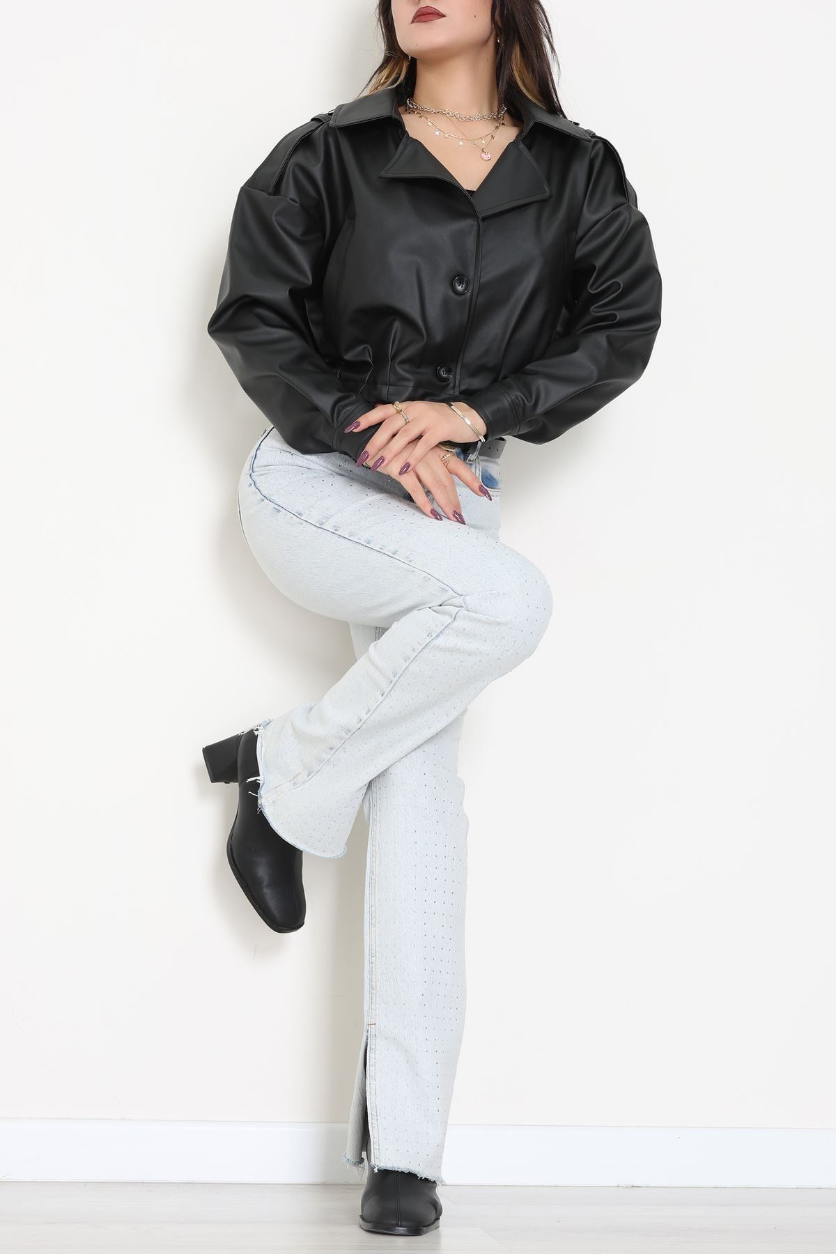 Astarlı Deri Ceket Siyah - 8770.179.