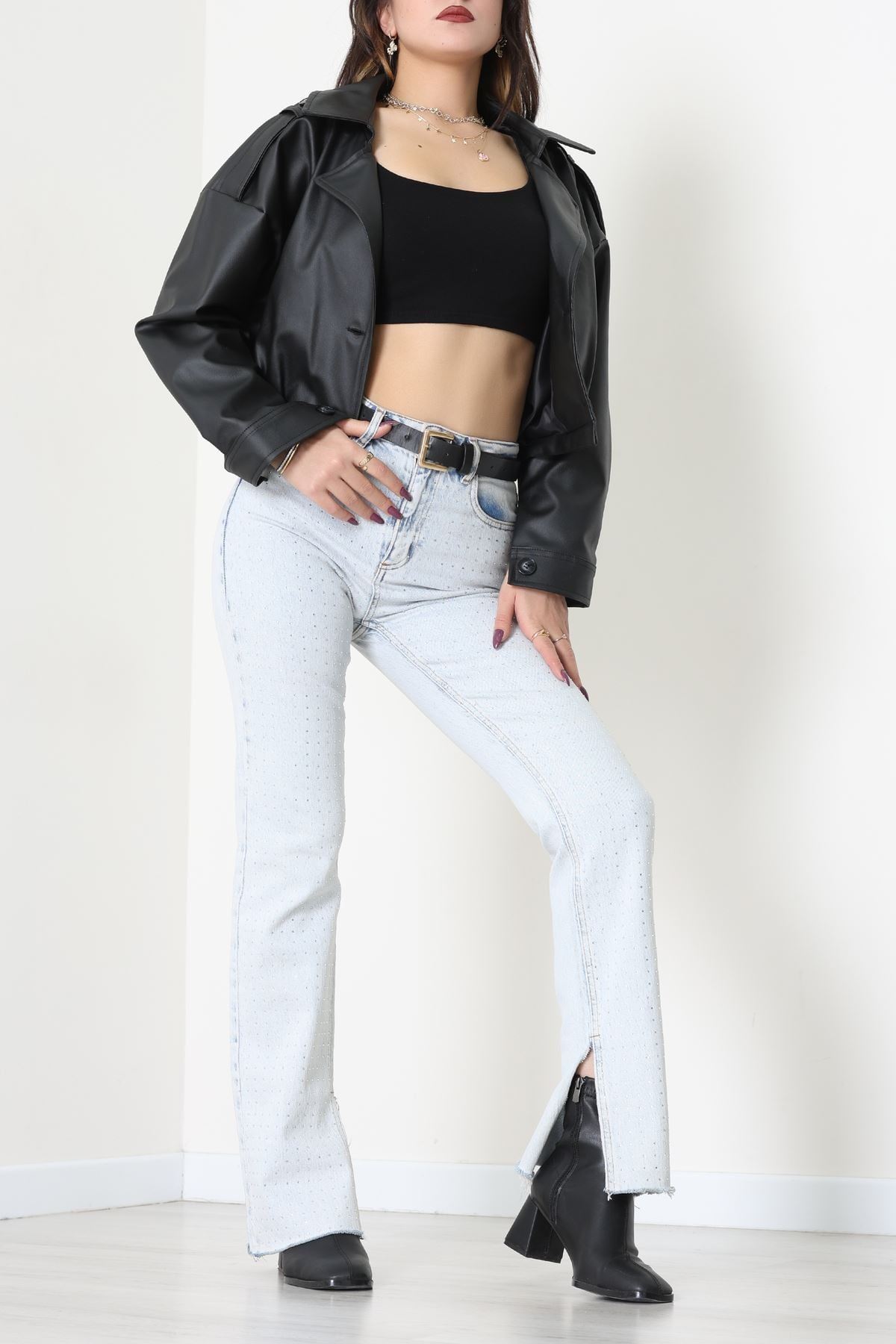 Astarlı Deri Ceket Siyah - 8770.179.