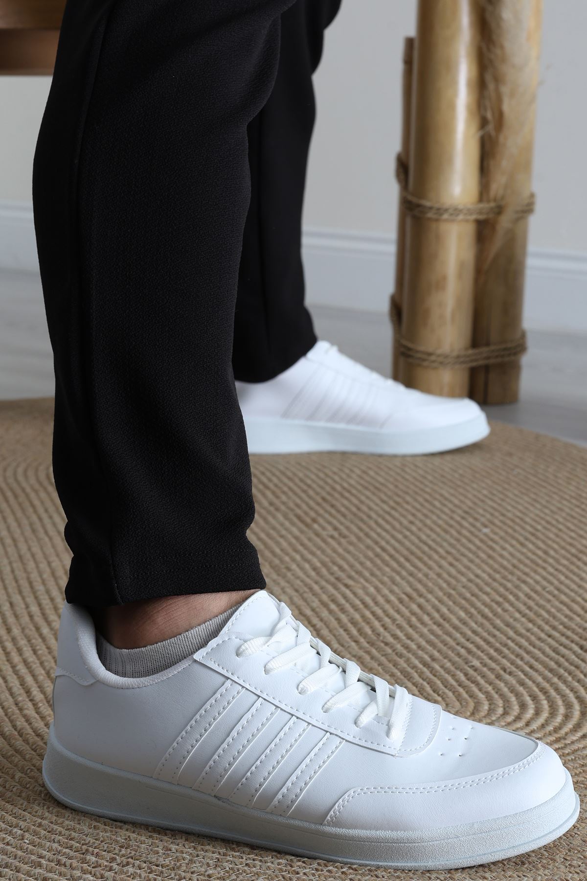 Erkek Spor Ayakkabı Beyaz - 31476.264.