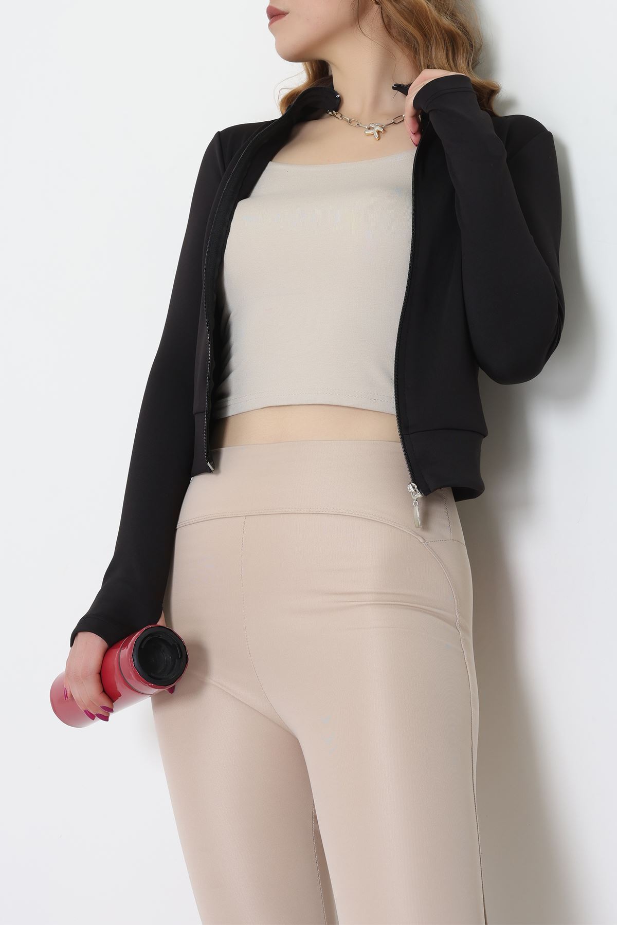 Double Krep Kumaş Parmak Geçmeli Fermuarlı Ceket Siyah - 42782.1567.