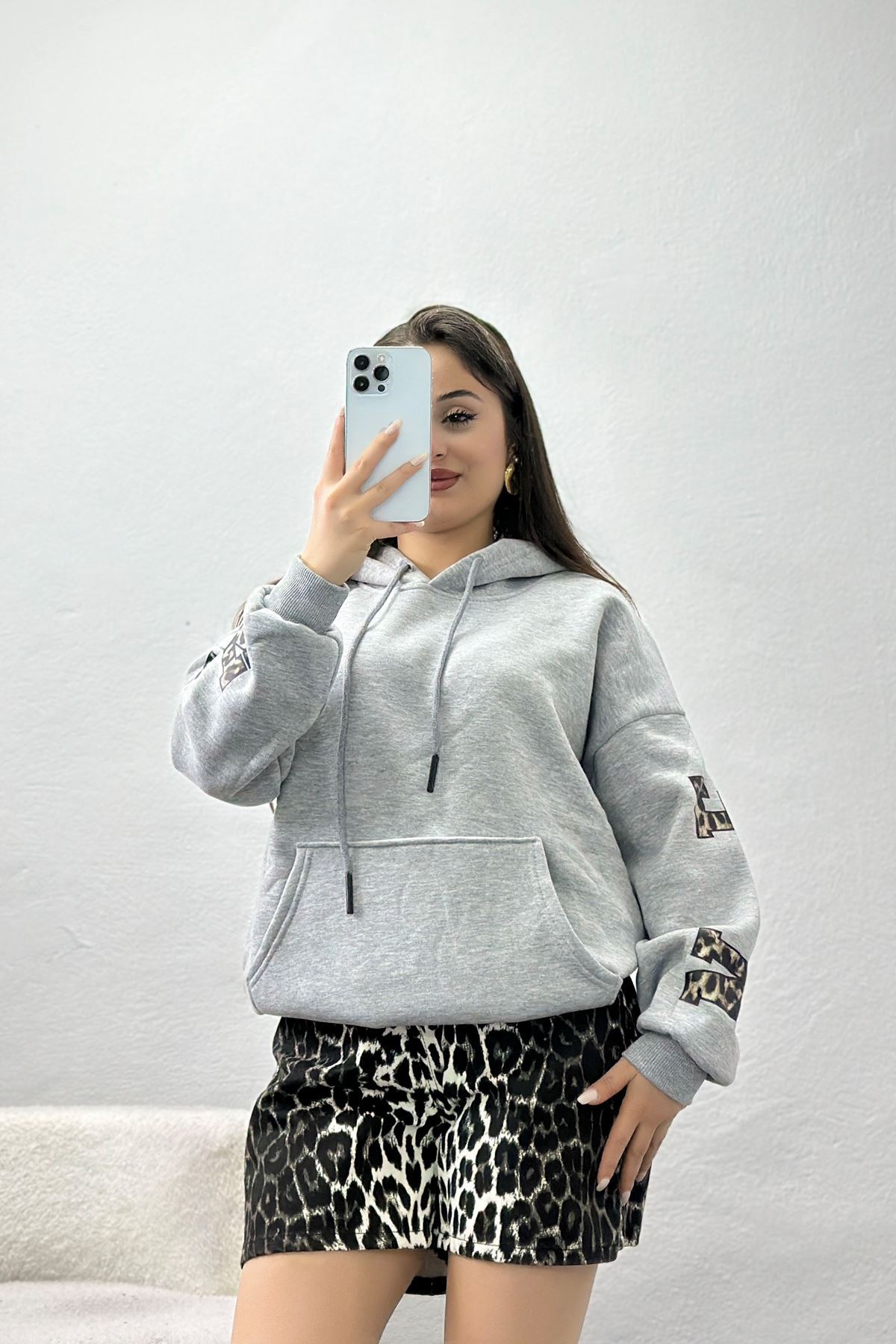 3 İplik Kanguru Cepli Kapşonlu Sweat Gri - 42249.1878.