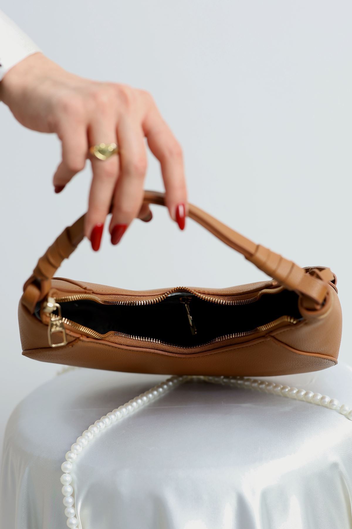 Original Armine Kol Çantası Taba - 402.1853.