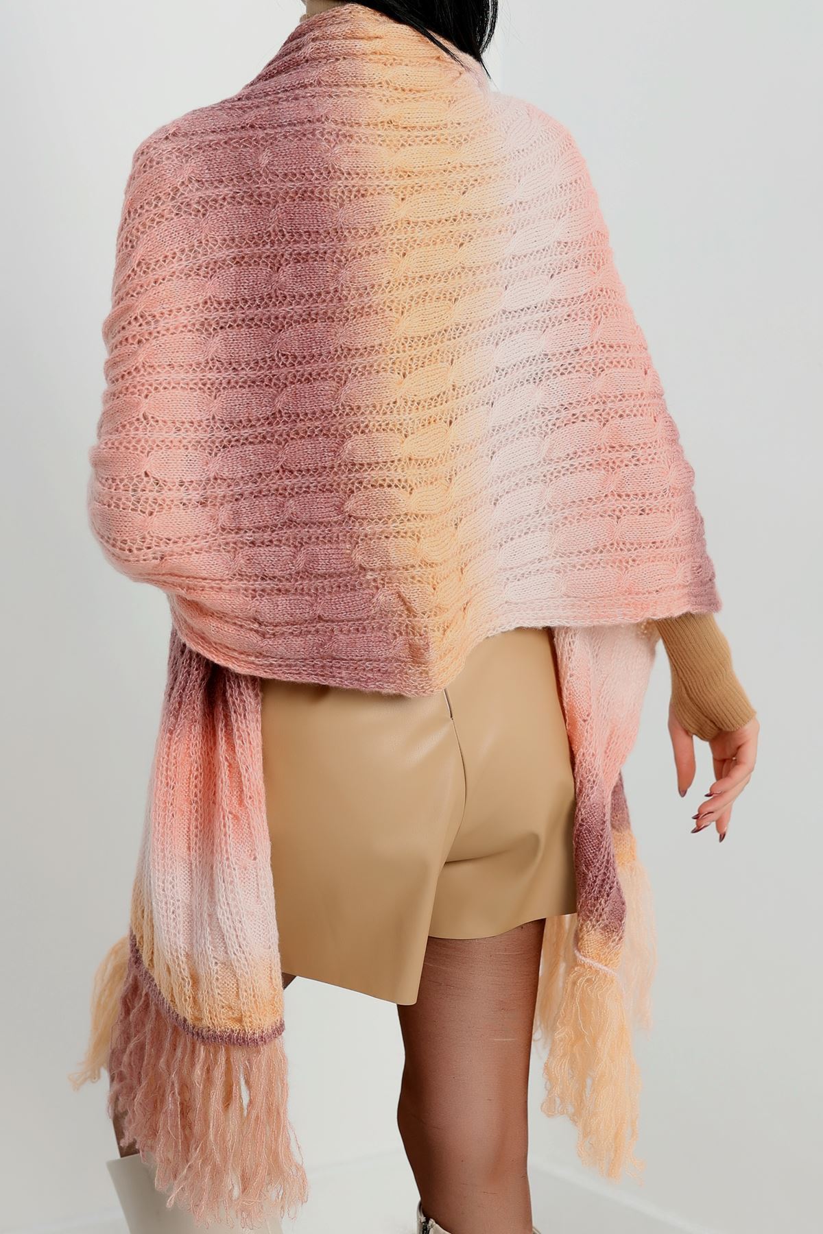 Akrilik Şal Pembe - 70468.1736.