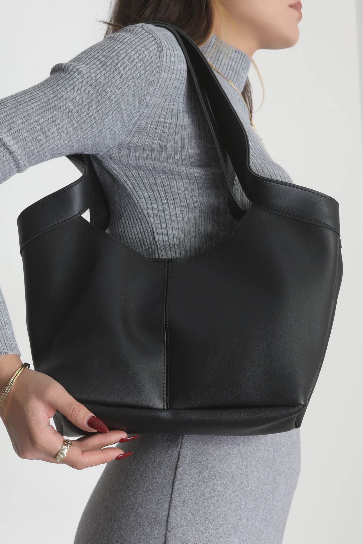 Kol Çantası Siyah - 31560.2063.