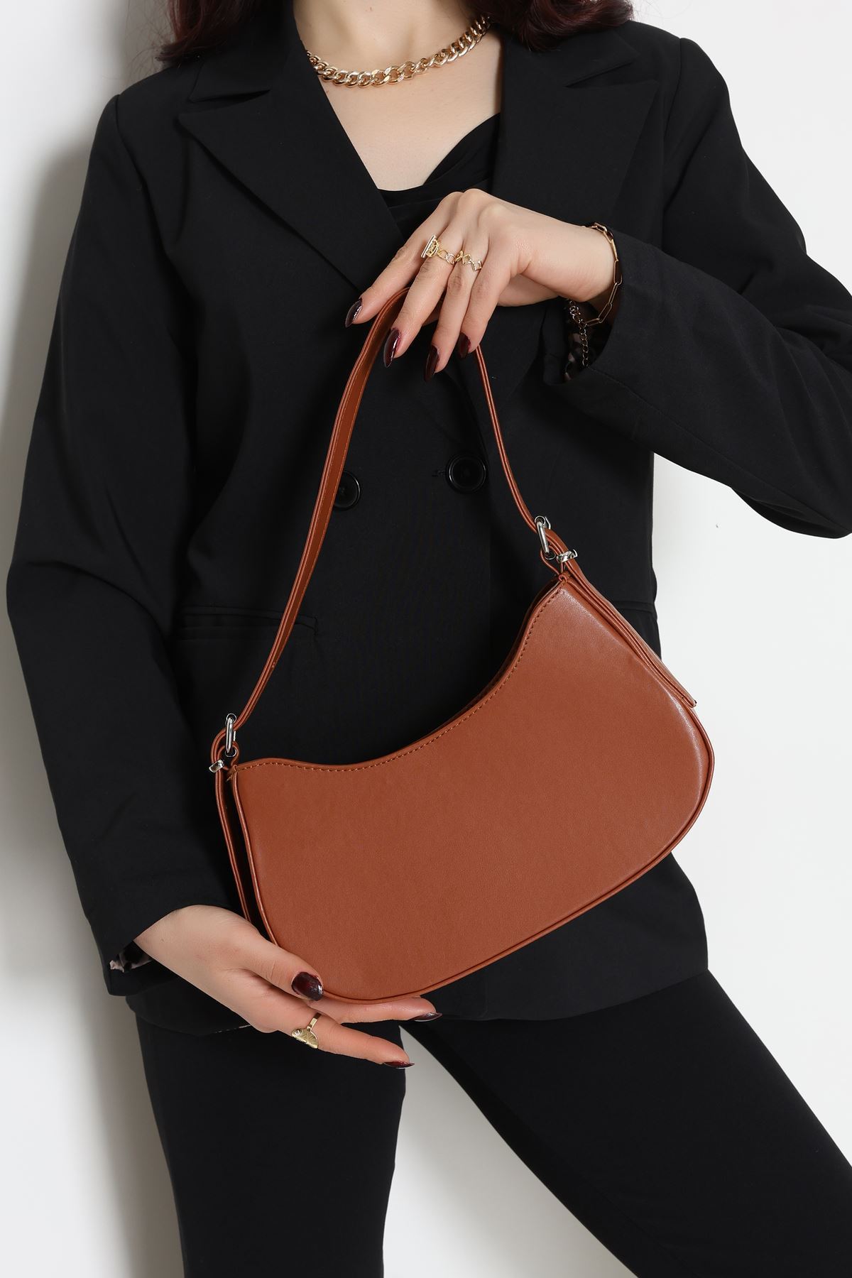 Baget Kol Çantası Taba - 3001.1853.