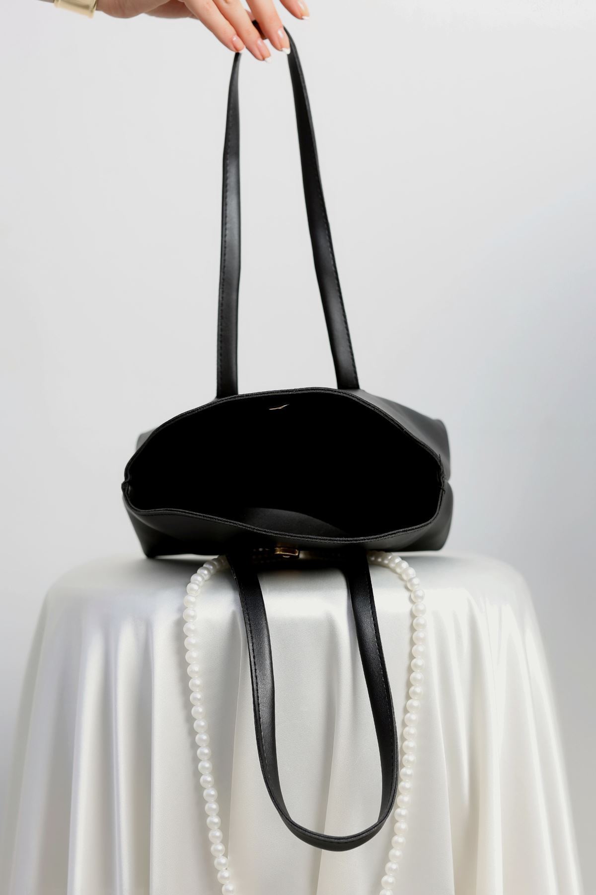 Kol Çantası Siyah - 31217.2063.