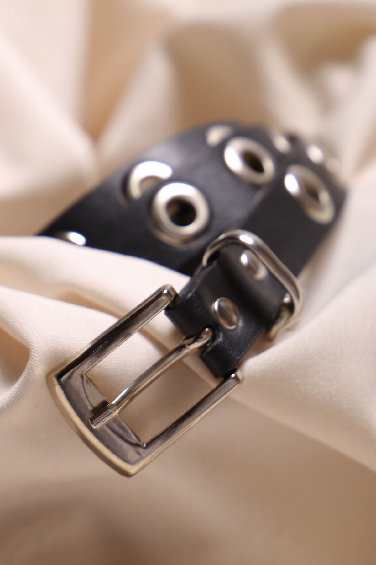 Zincir Aksesuarlı Kemer Siyah - 9920.1140.