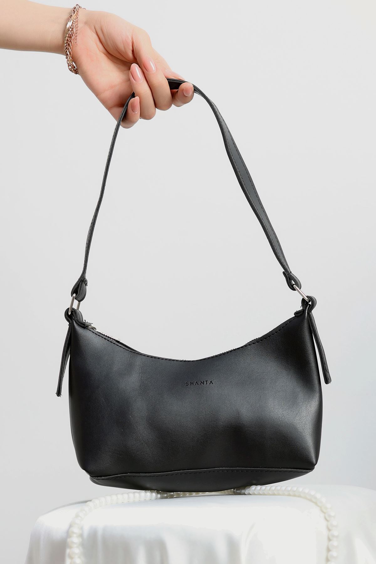 Kol Çantası Siyah - 31221.2063.