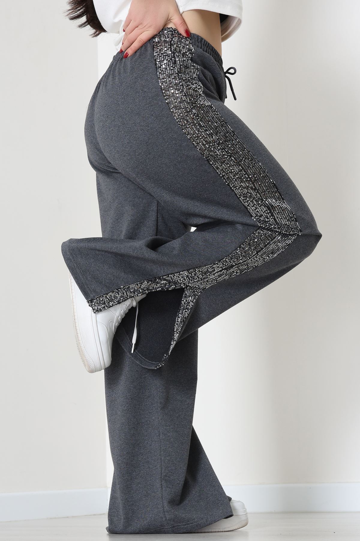 2 İplik Pul Detaylı Eşofman Altı Füme - 52111.1857.