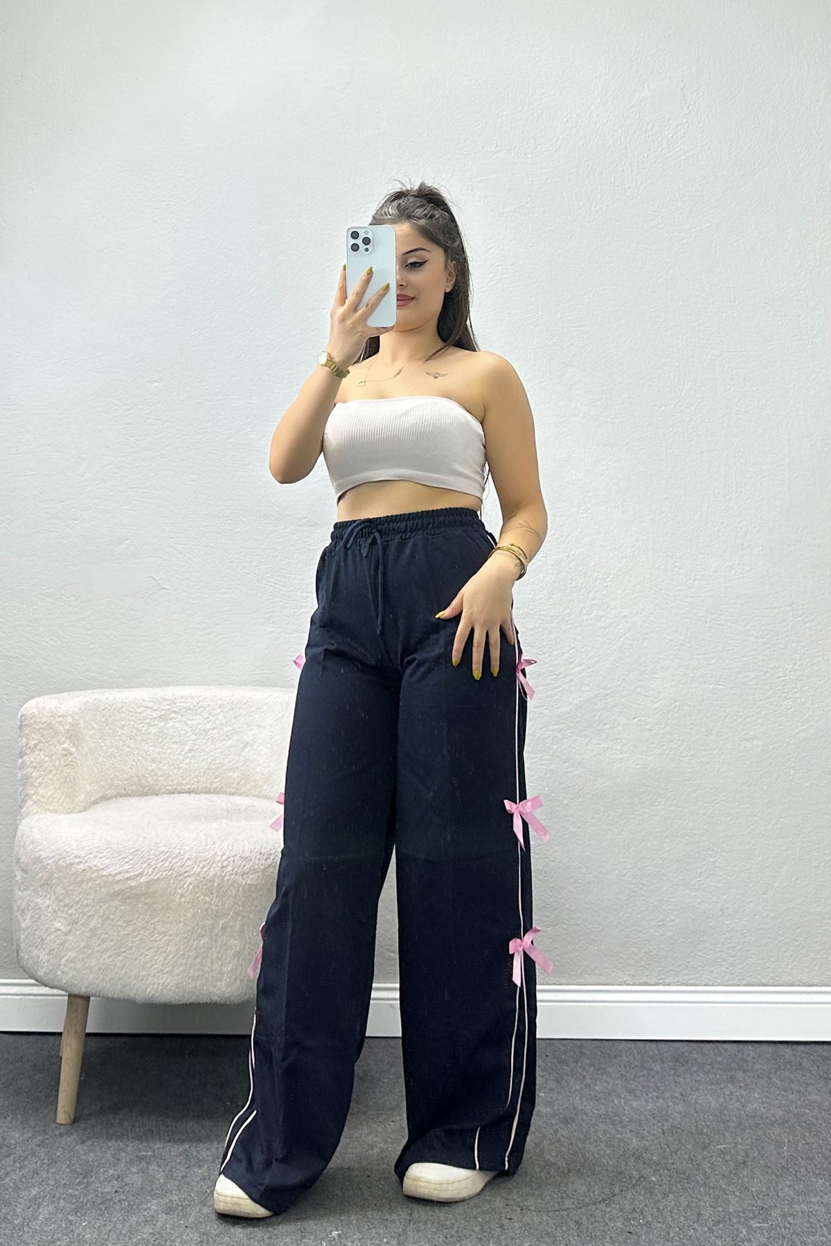 Özel Tasarım Biyeli Kurdeleli İki İplik Eşofman Altı Lacivert - 70192.1857.