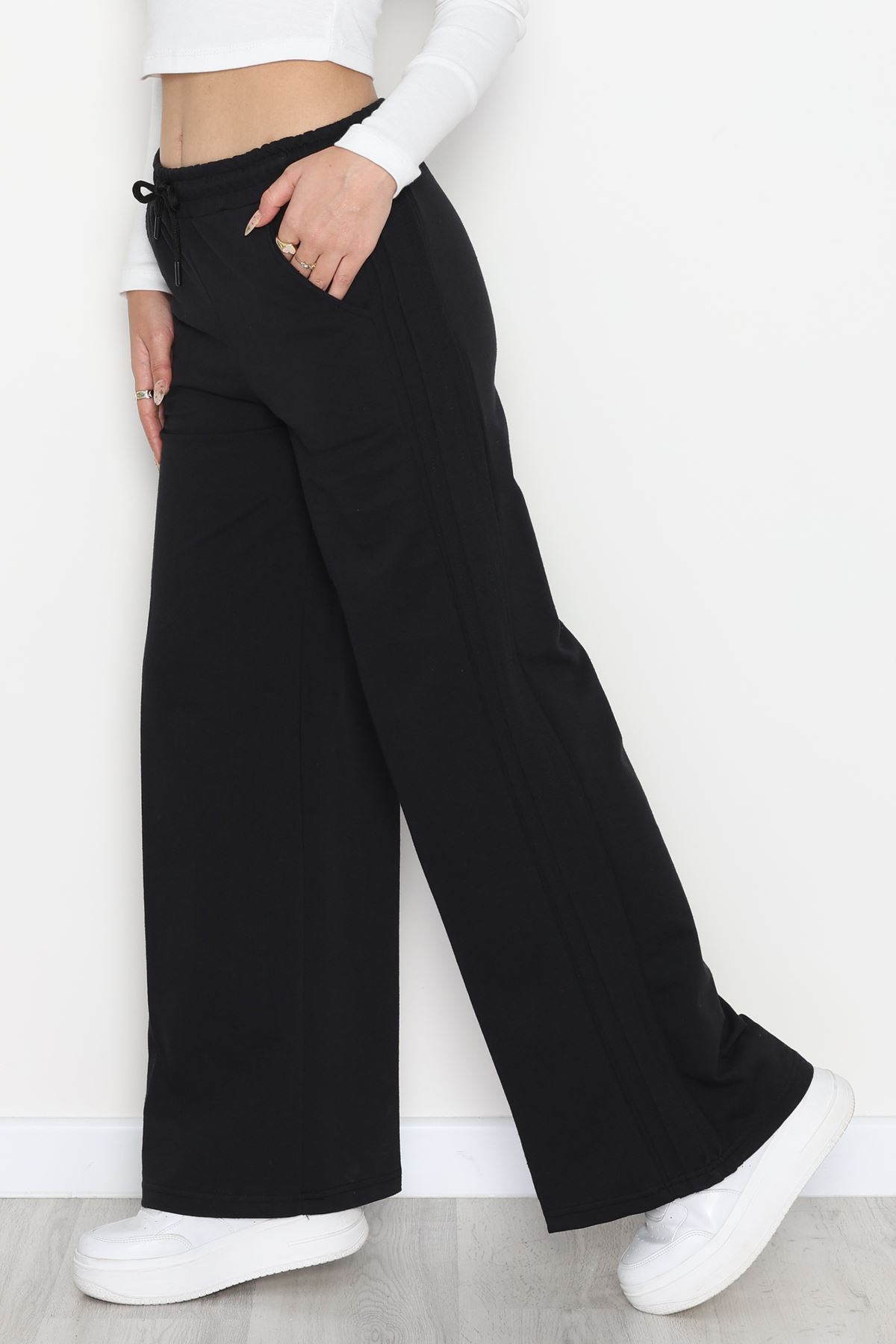 2 İplik Eşofman Altı Siyah - 52048.1857.