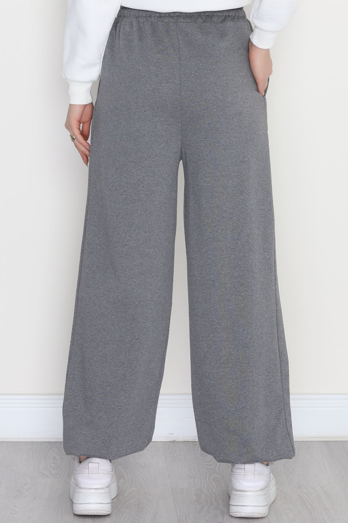 Paça Lastikli 2 İplik Pileli Eşofman Altı Füme - 52008.1857.