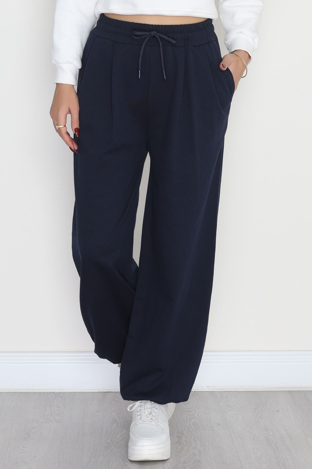 Paça Lastikli 2 İplik Pileli Eşofman Altı Lacivert - 52008.1857.