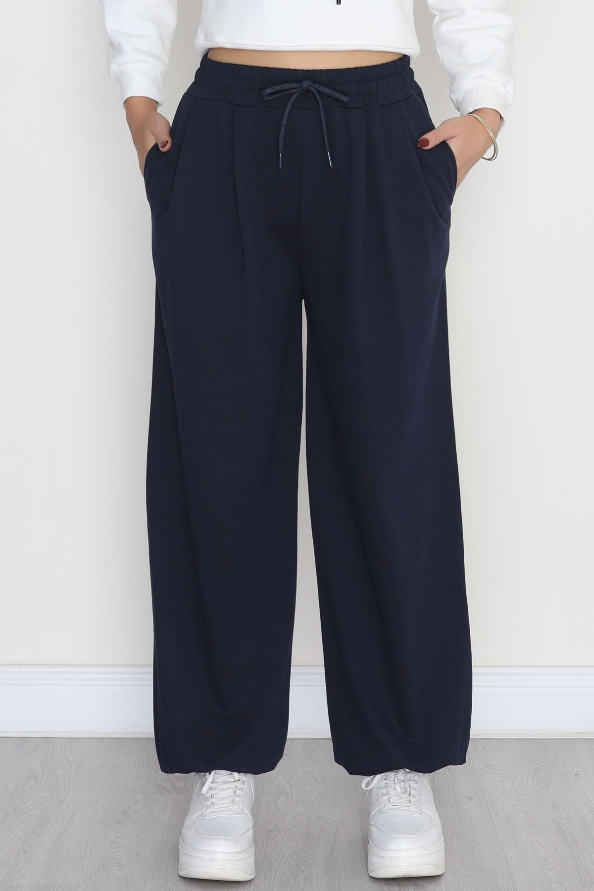 Paça Lastikli 2 İplik Pileli Eşofman Altı Lacivert - 52008.1857.