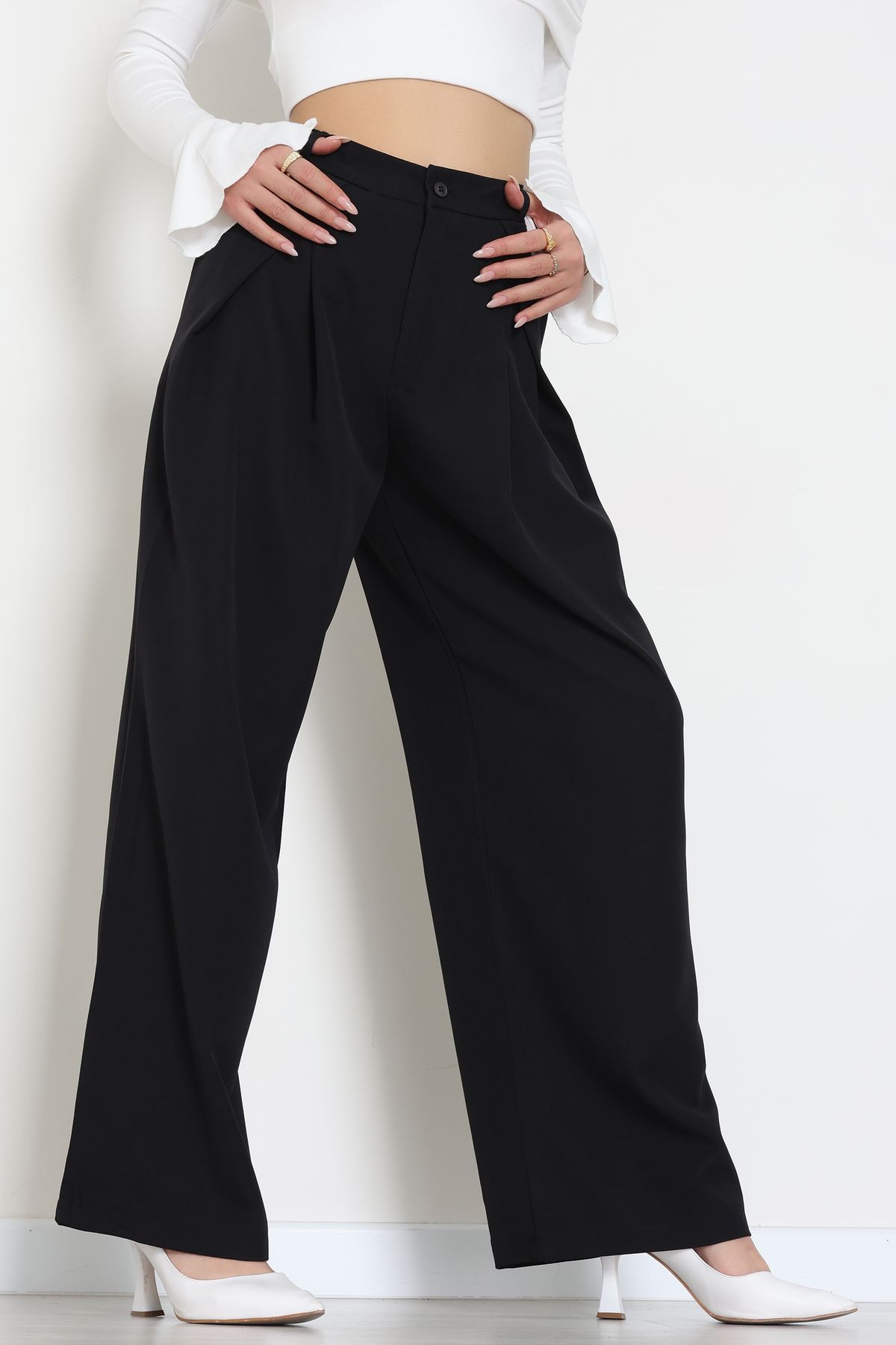 Dabıl Kumaş Pile Detaylı Pantolon Siyah - 51610.683.