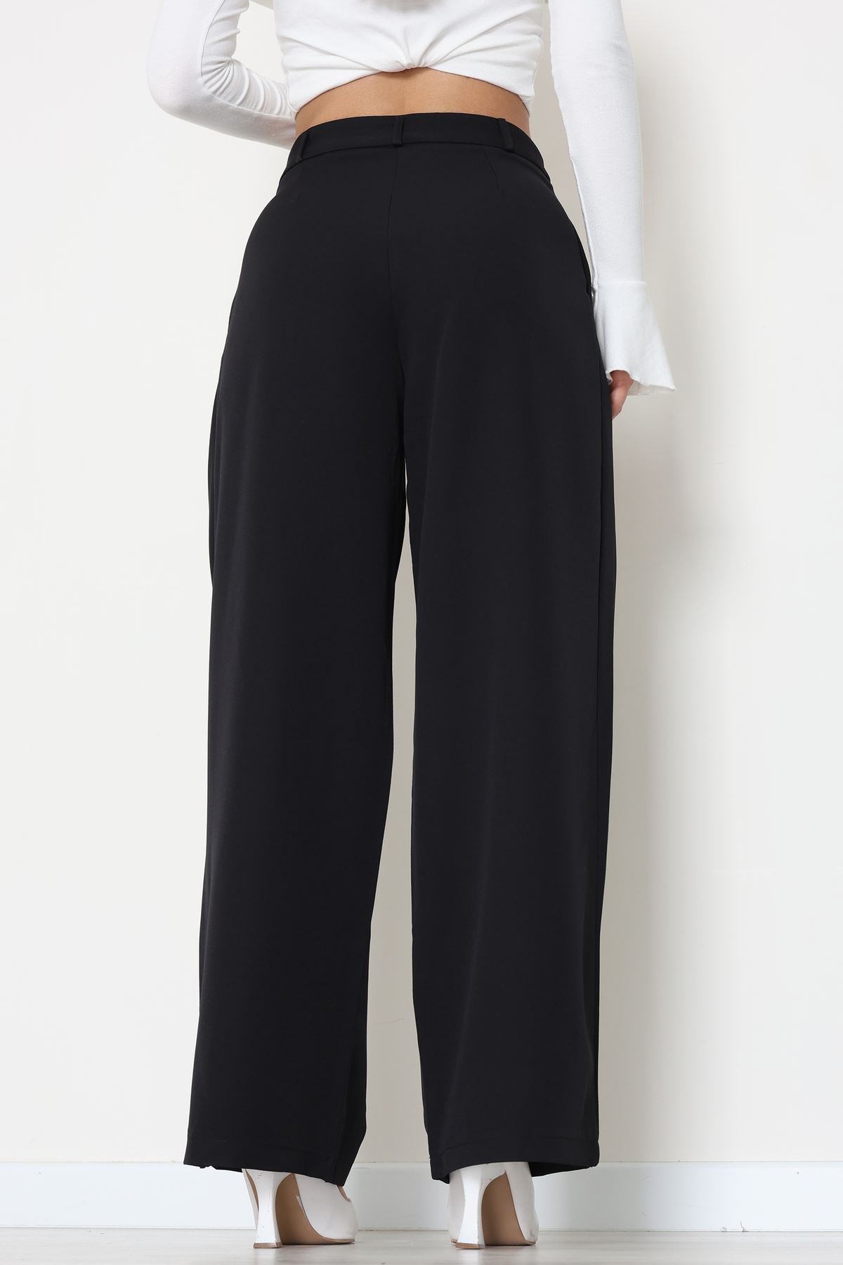 Dabıl Kumaş Pile Detaylı Pantolon Siyah - 51610.683.