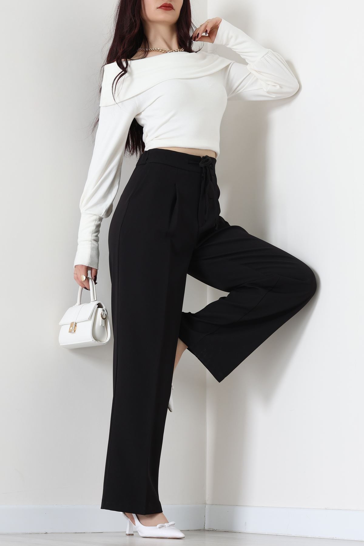 Dabıl Kumaş Beli Bağcıklı Pantolon Siyah - 51615.683.