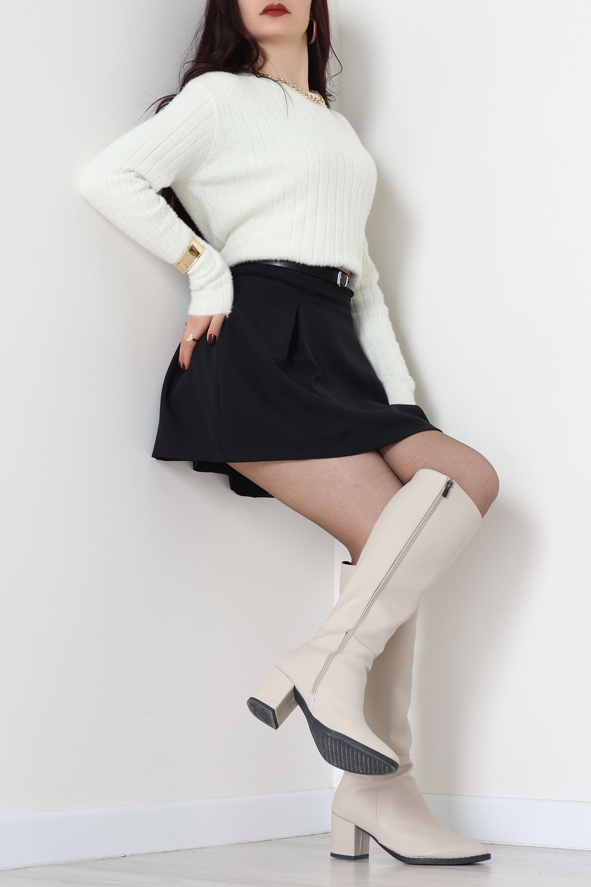 Dabıl Kumaş Kemerli Pileli Etek Siyah - 51258.1991.