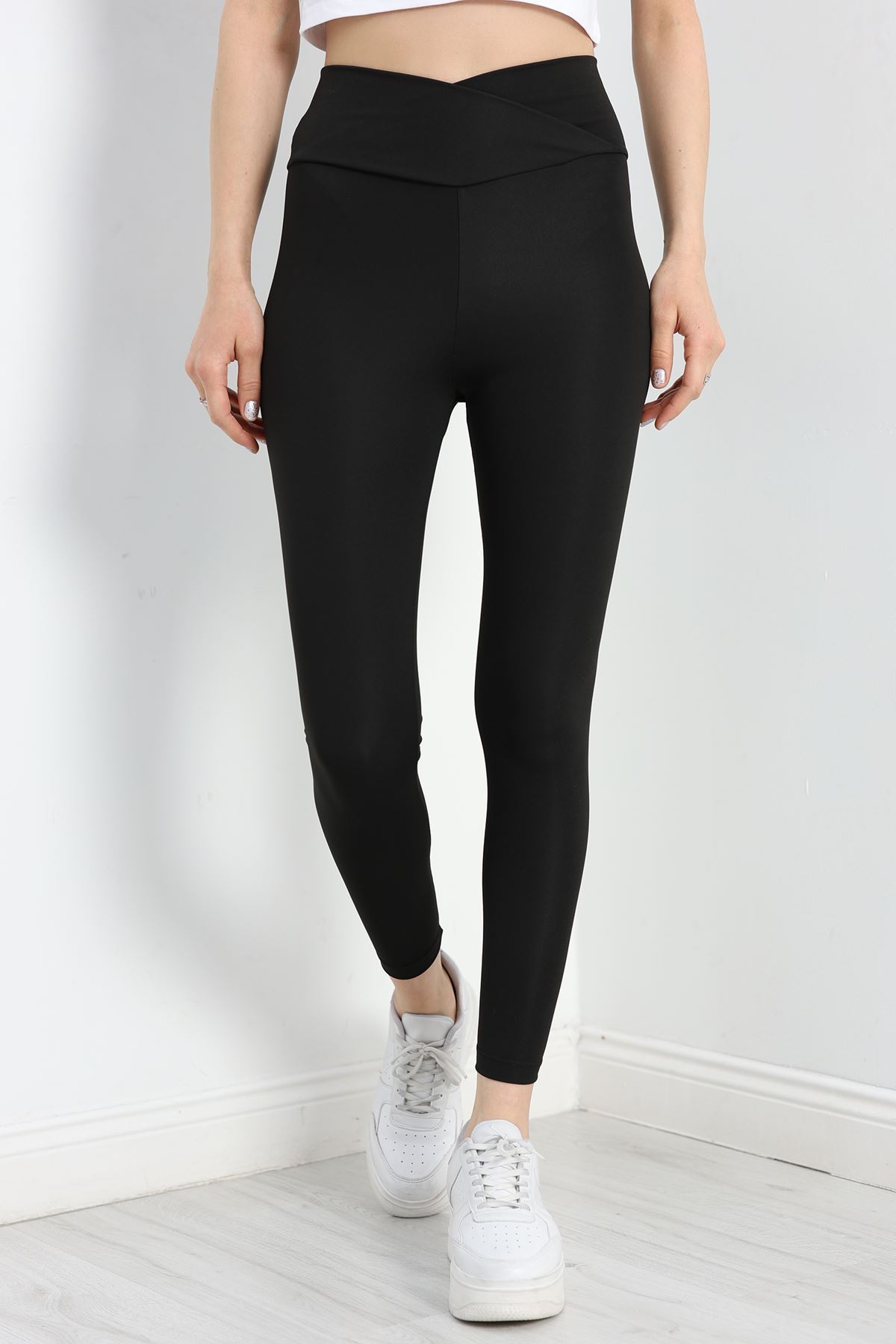 Çapraz Kemer Detaylı Dalgıç Tayt Siyah - 40144.1005.