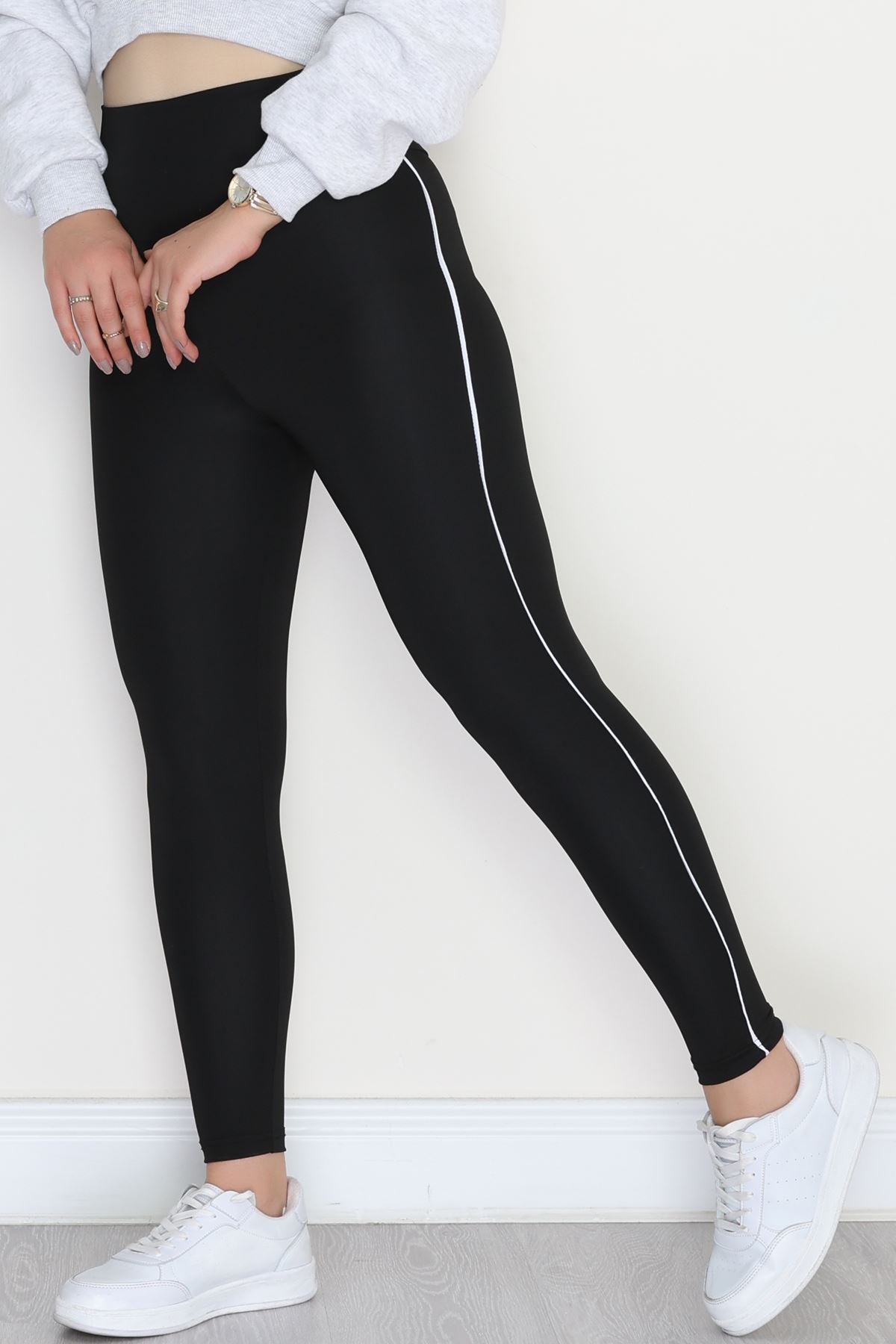 Dalgıç Biyeli Tayt Siyah - 52018.1005.