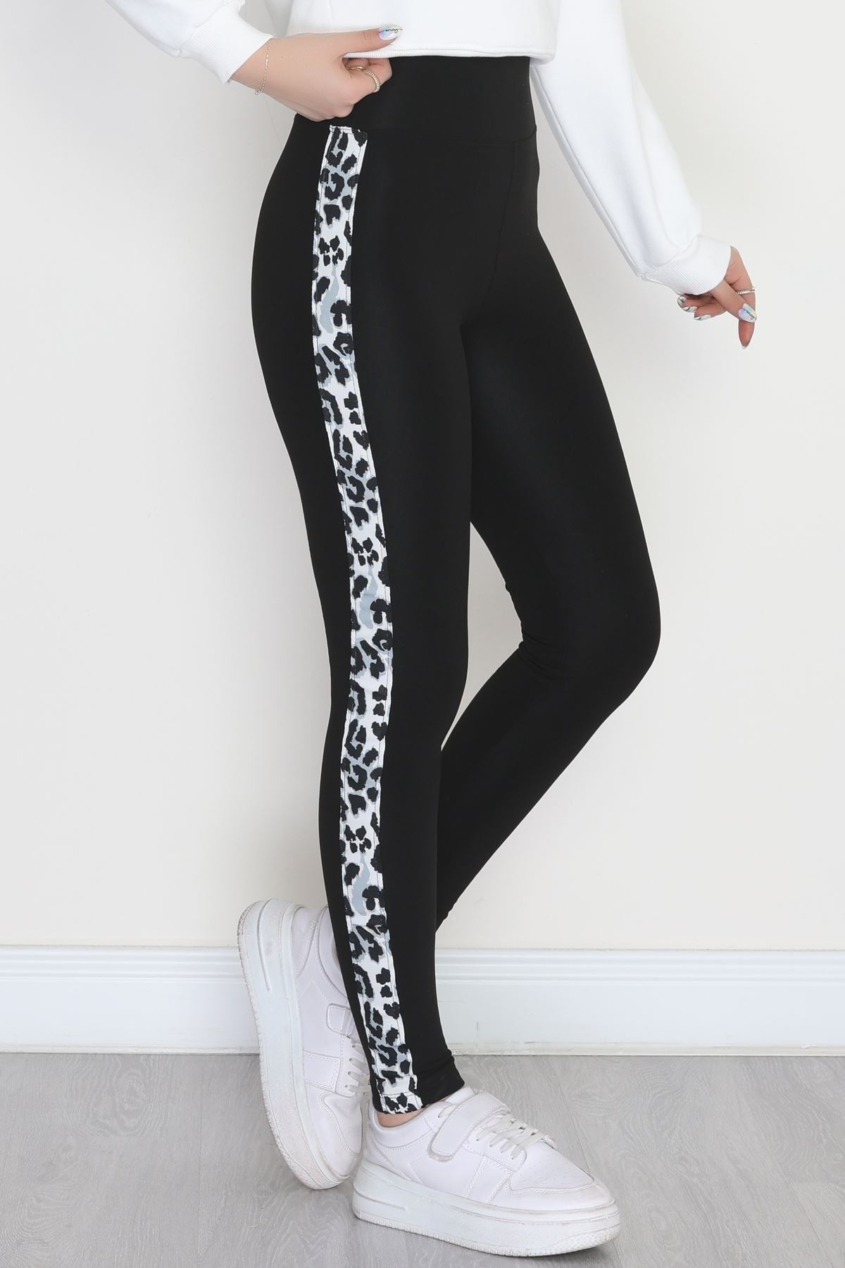 Şeritli Şardonlu Dalgıç Tayt Siyahleopar - 52025.1098.