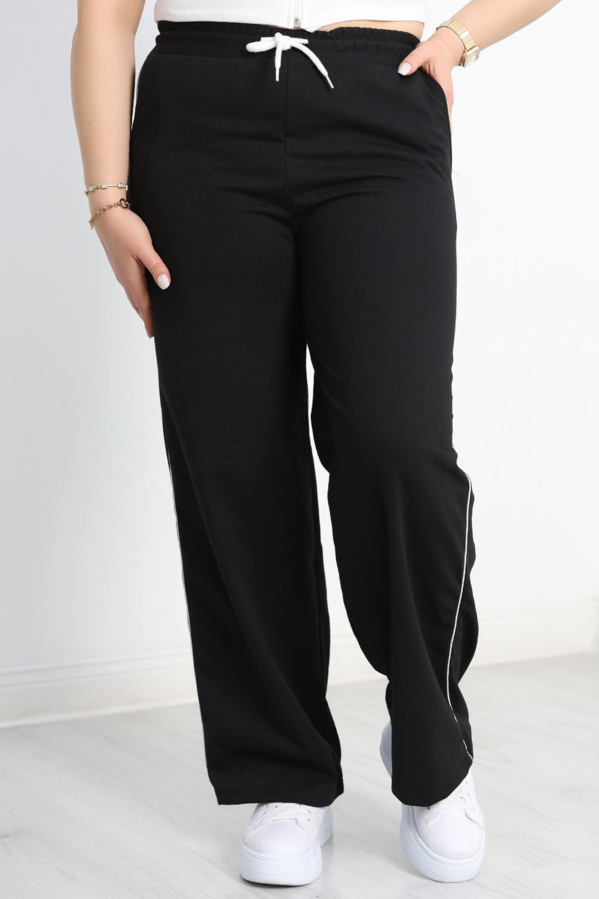 Biyeli Büyük Beden 2 İplik Eşofman Altı Siyah - 50658.1005.