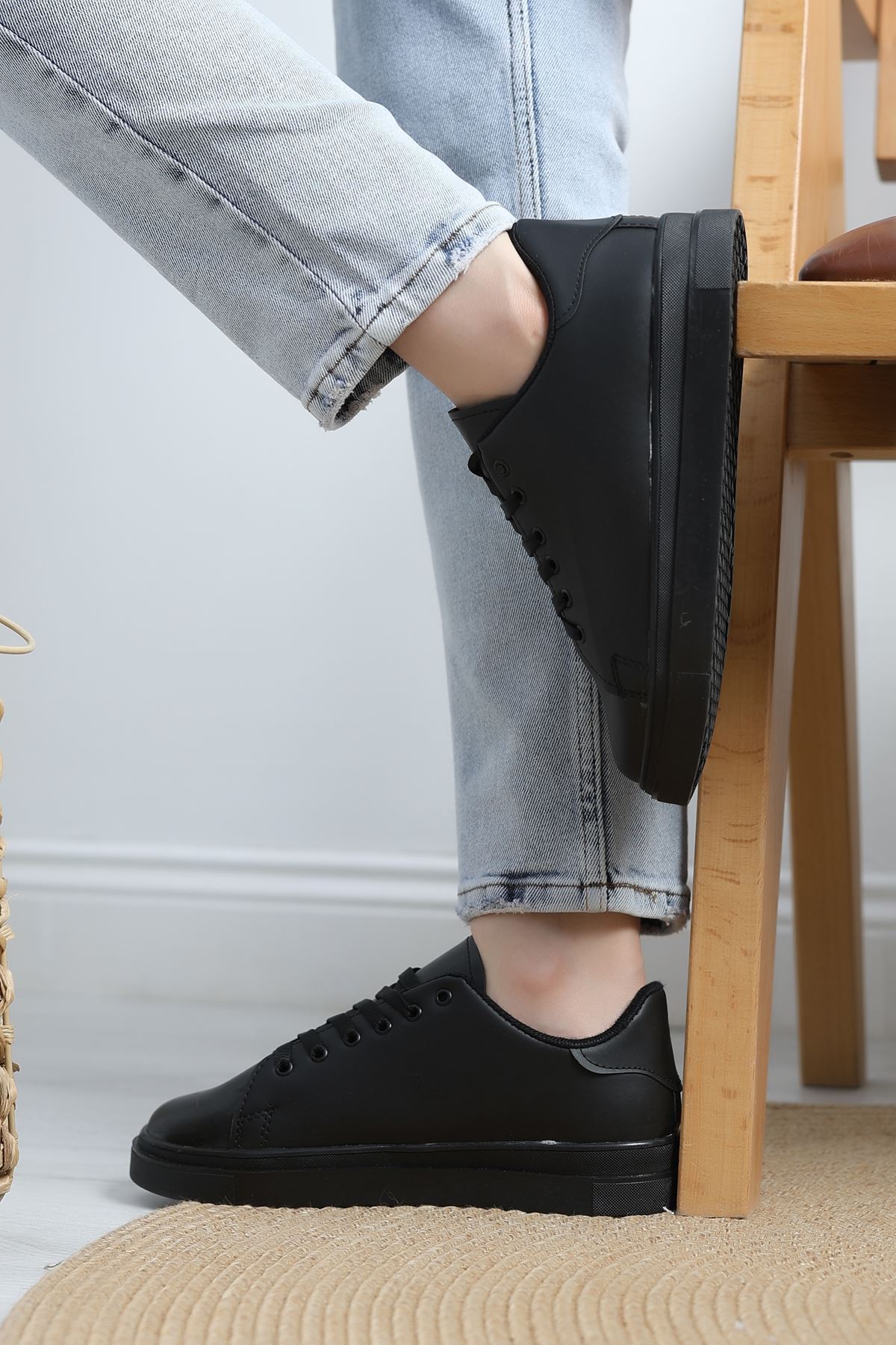 Kalın Tbn Günlük Ayakkabı Siyah - 8585.264.