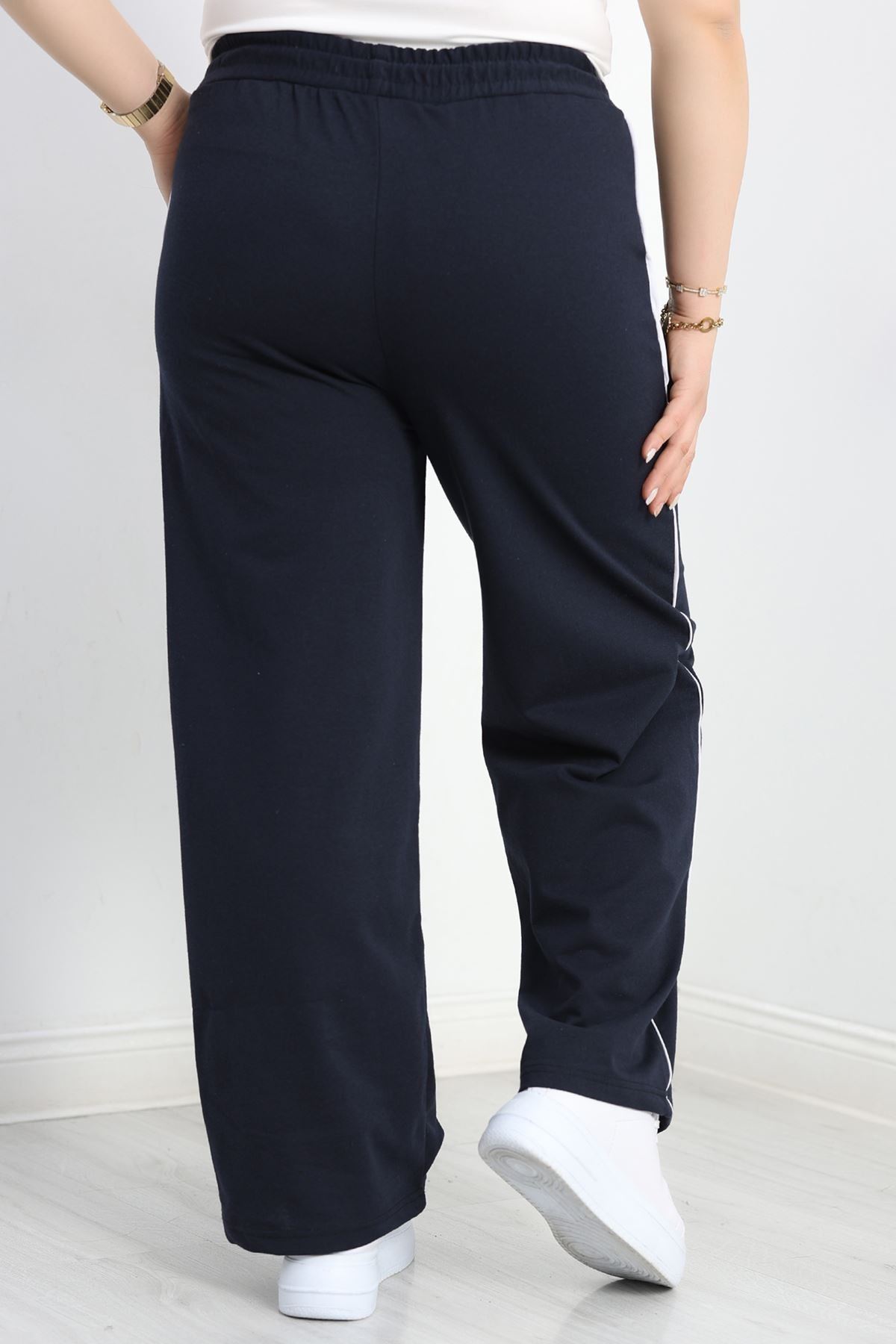 Biyeli Büyük Beden 2 İplik Eşofman Altı Laci - 50658.1005.