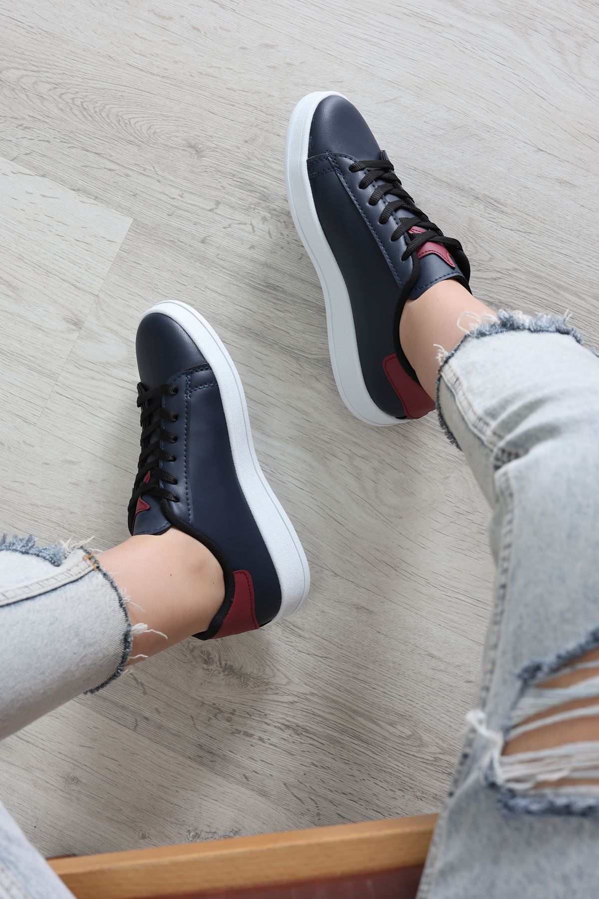 Yıldızlı Spor Ayakkabı Lacivertbordo - 31295.264.