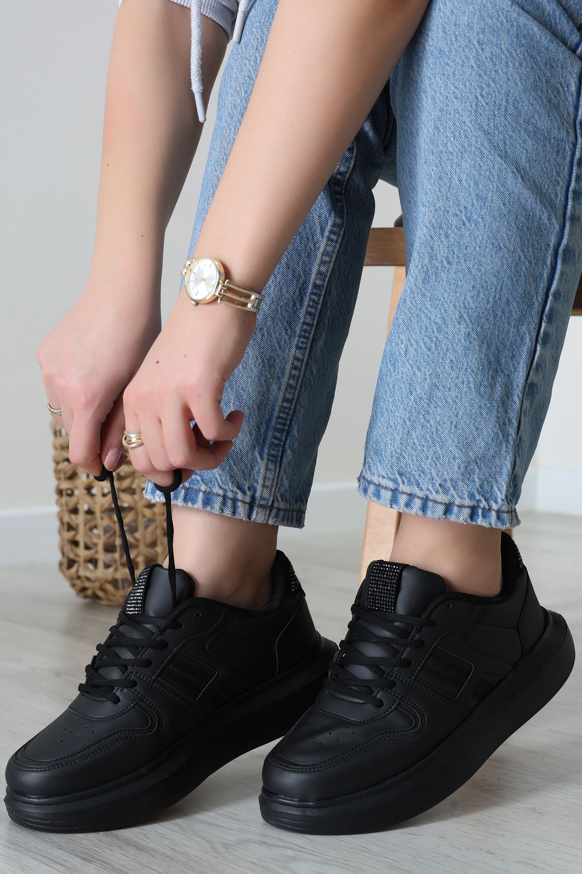 Kalın Taban Günlük Ayakkabı Siyah - 31758.264.