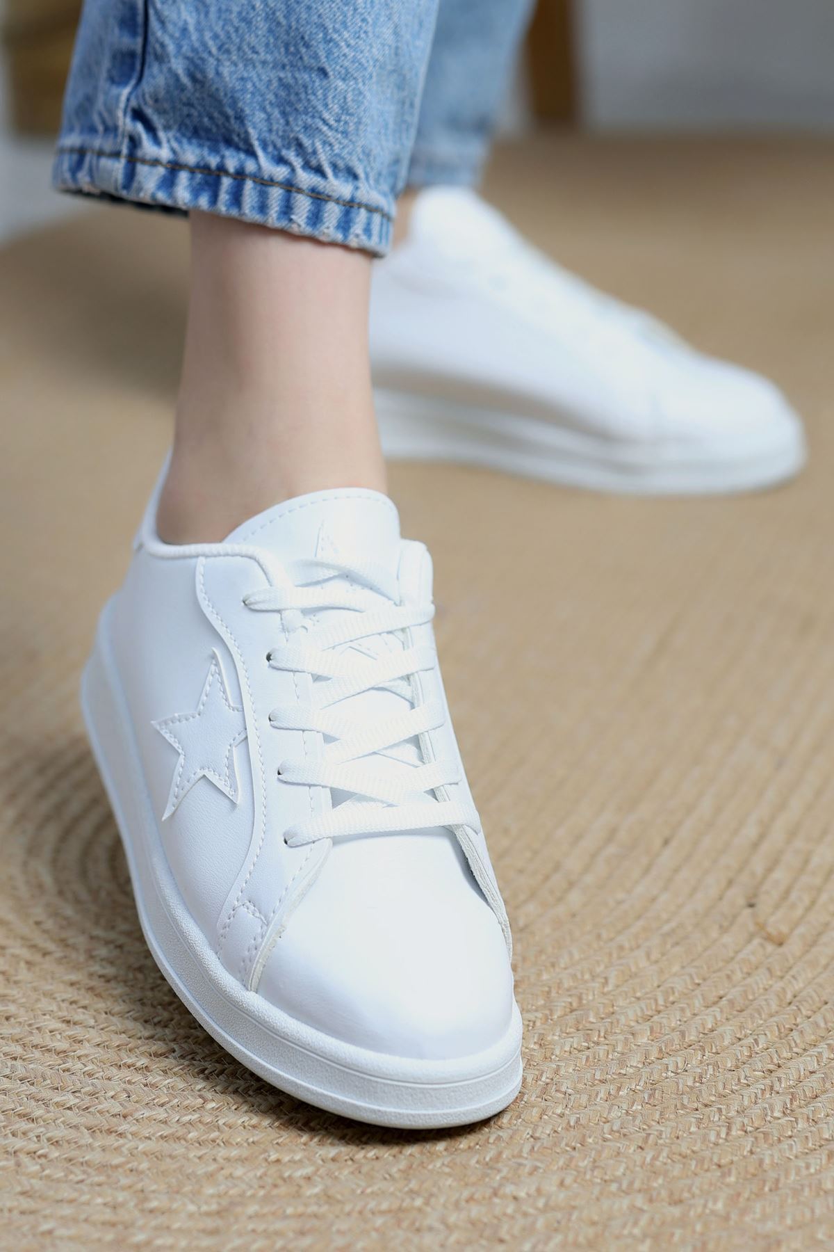 Yıldızlı Spor Ayakkabı Beyaz - 31295.264.