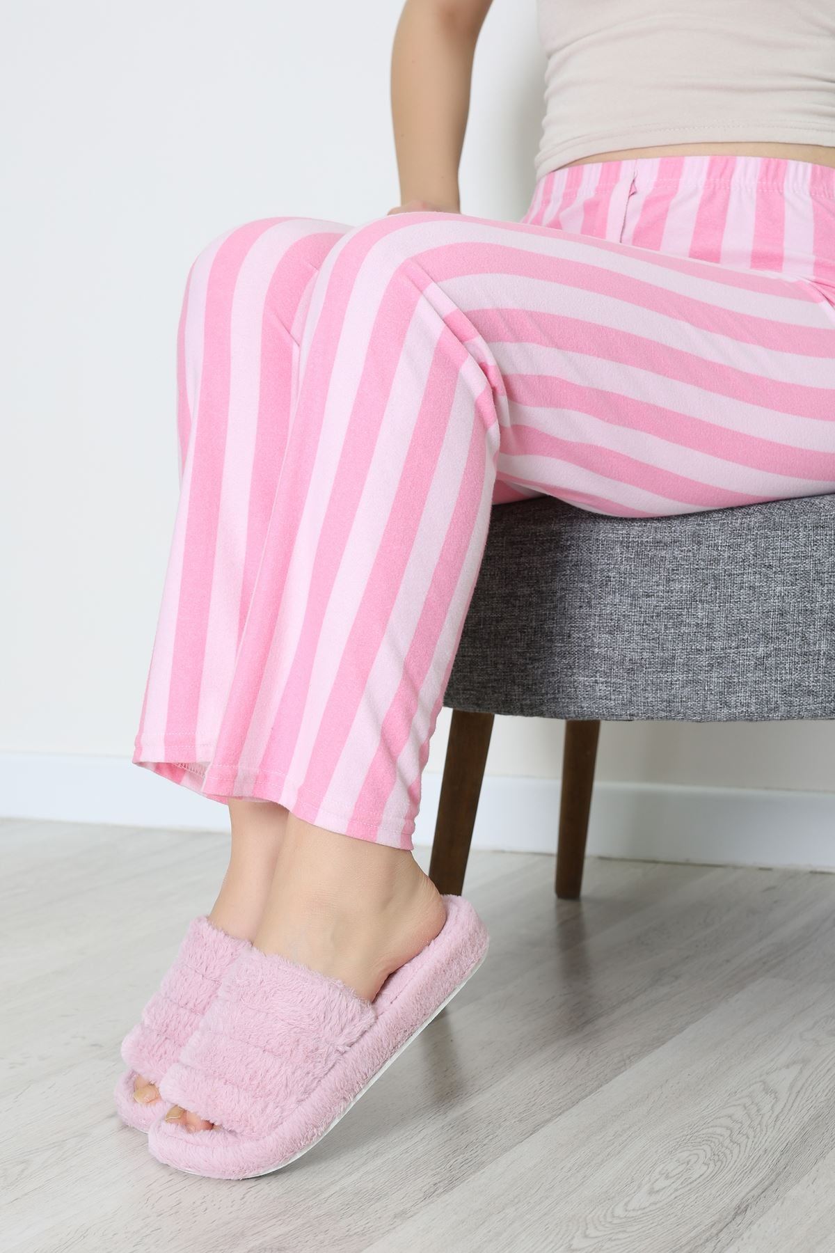 Ev Terliği Tozpembe - 42906.264.