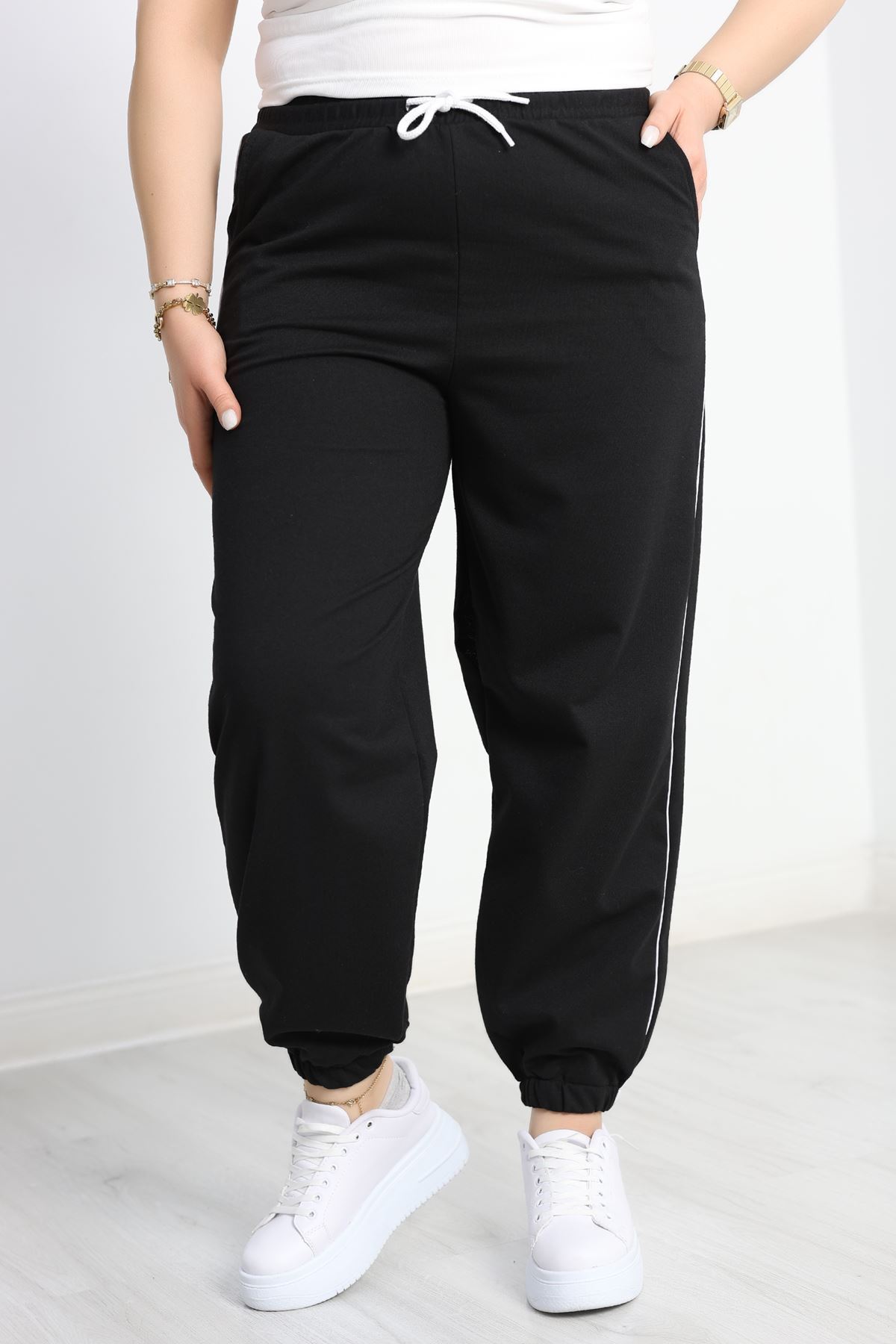 Biyeli Büyük Beden 2 İplik Eşofman Altı Siyah - 50657.1005.