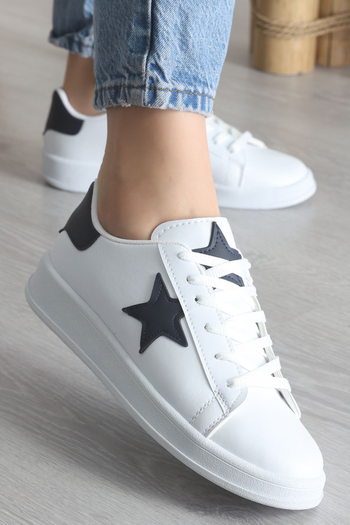 Yıldızlı Spor Ayakkabı Beyazlaci2 - 31295.264.