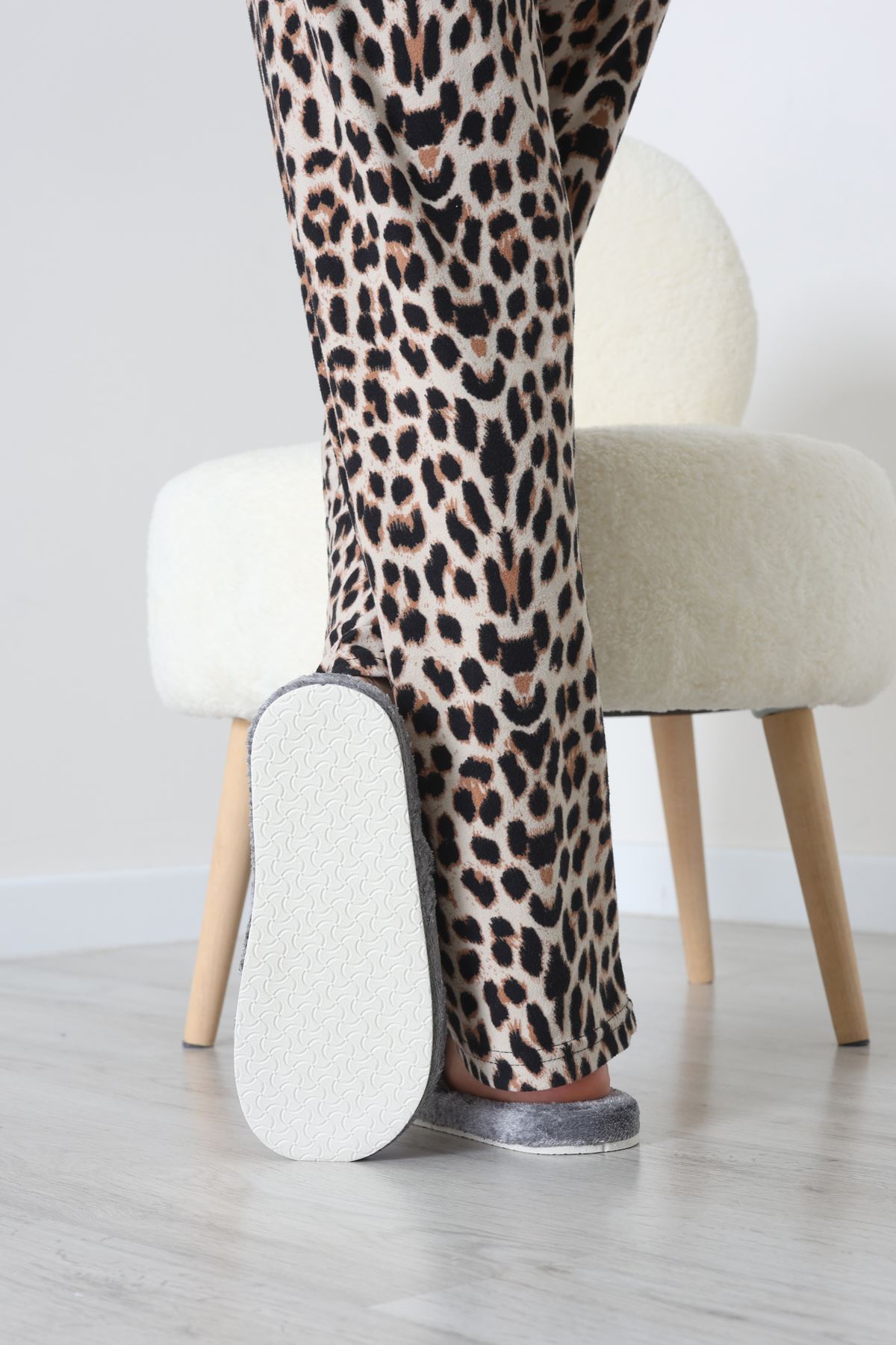 Peluş Ayıcıklı Ev Terliği Gri - 32565.264.