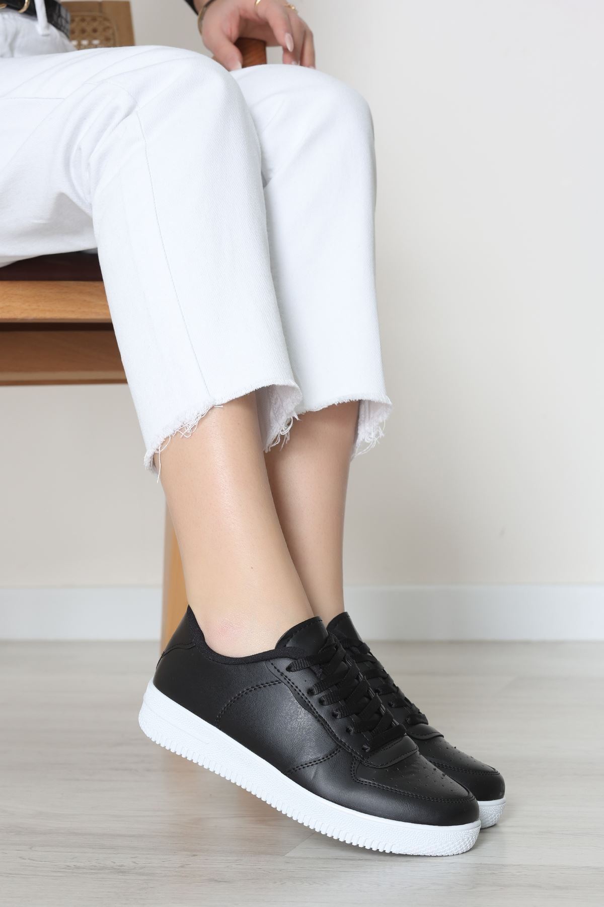 Spor Günlük Ayakkabı Siyahbeyaz - 31676.264.