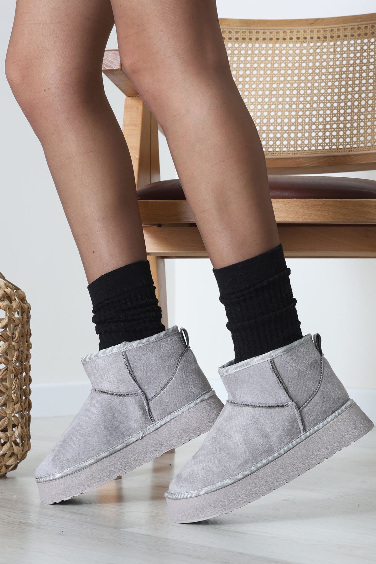 Yüksek Taban İçi Kürklü Bot Gri - 31467.264.