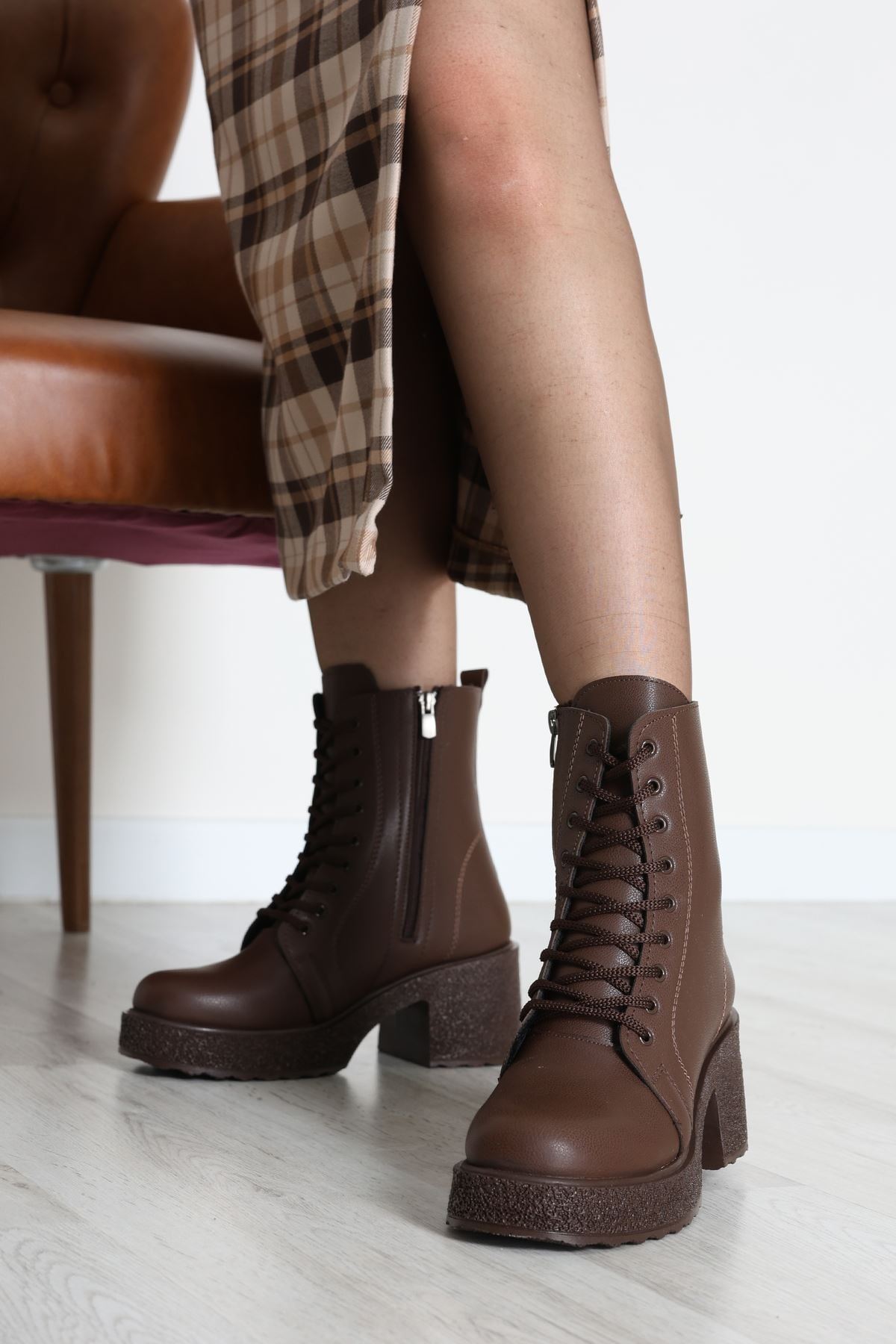 Topuklu Postal Bot Kahvederi - 31836.264.