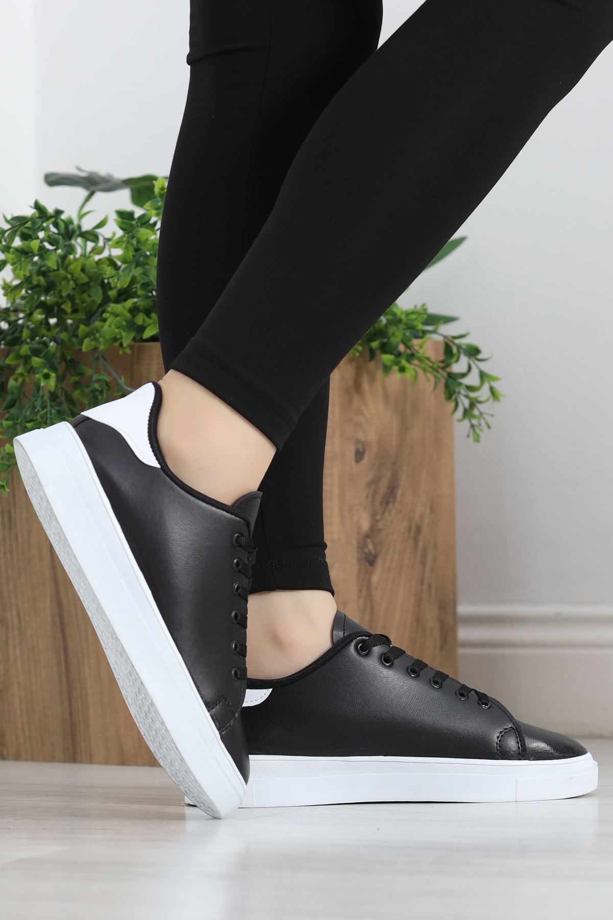 Kalın Tbn Günlük Ayakkabı Siyahbeyaz1 - 8585.264.