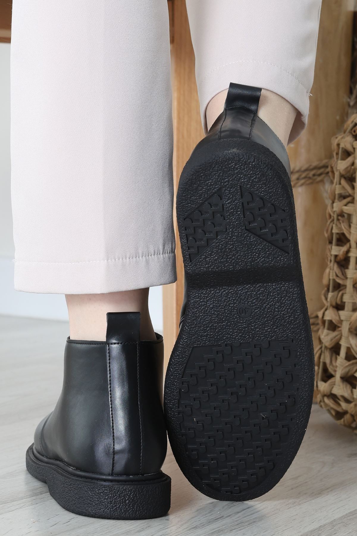 Kadın Bot Siyahderi - 31434.1846.