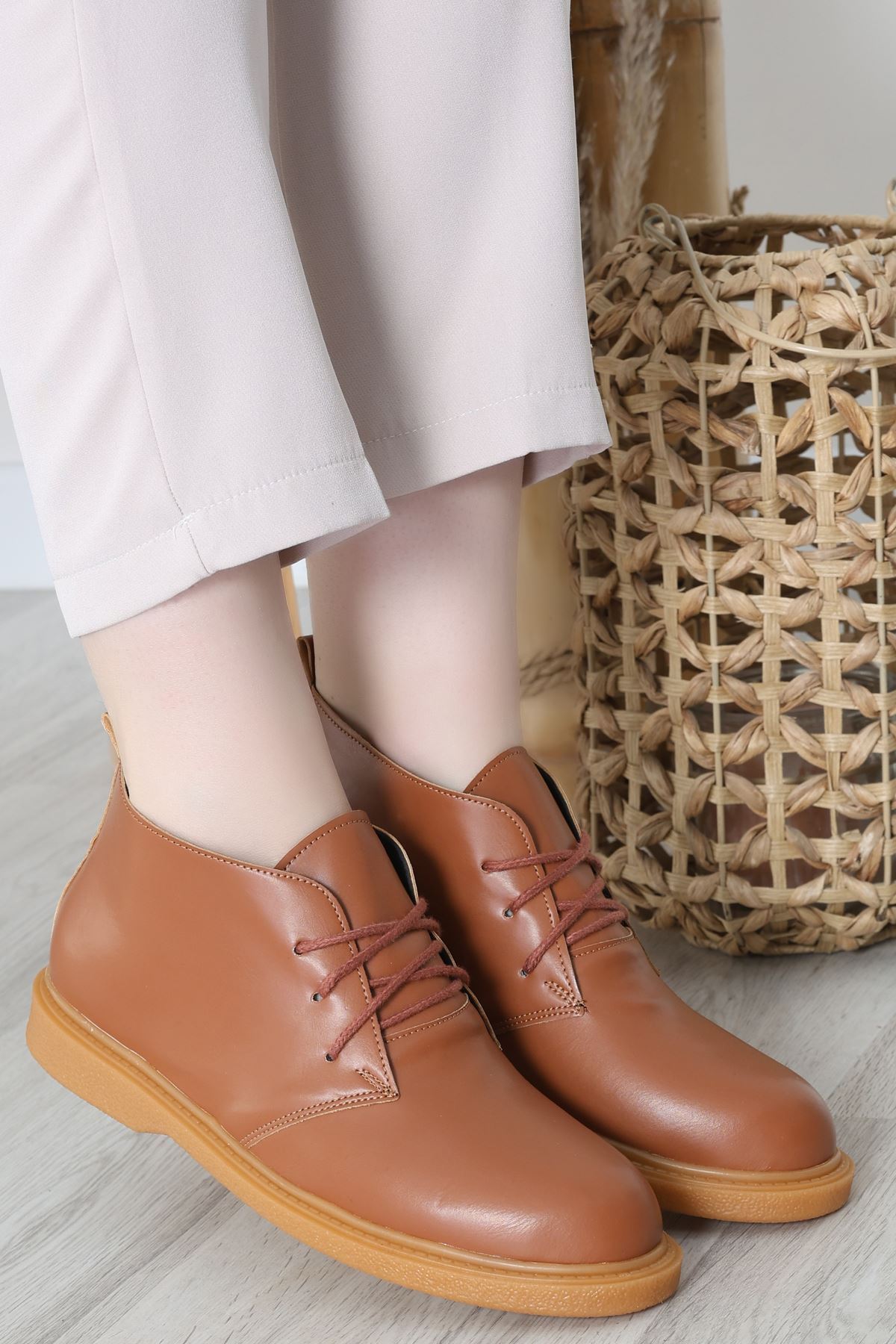 Kadın Bot Tabaderi - 31434.1846.