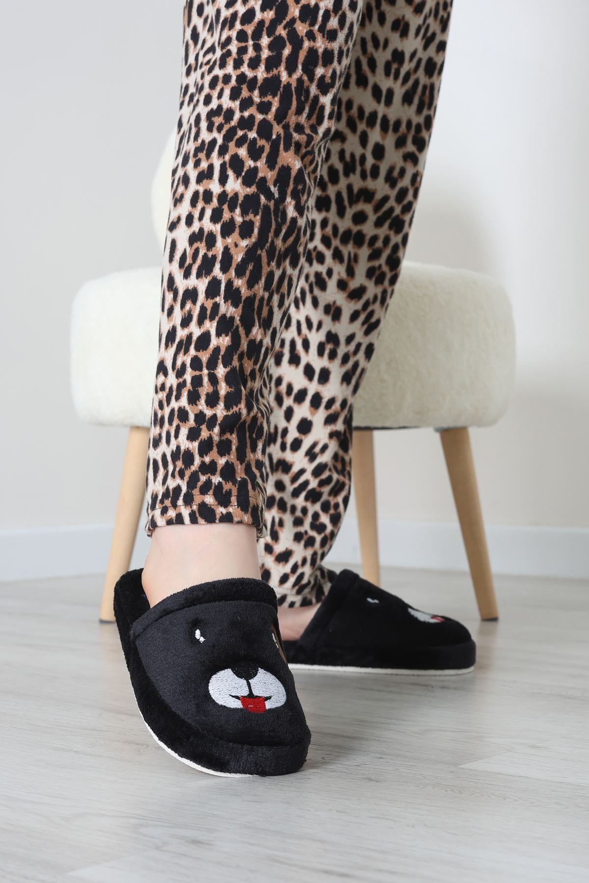 Peluş Ayıcıklı Ev Terliği Siyah - 32565.264.